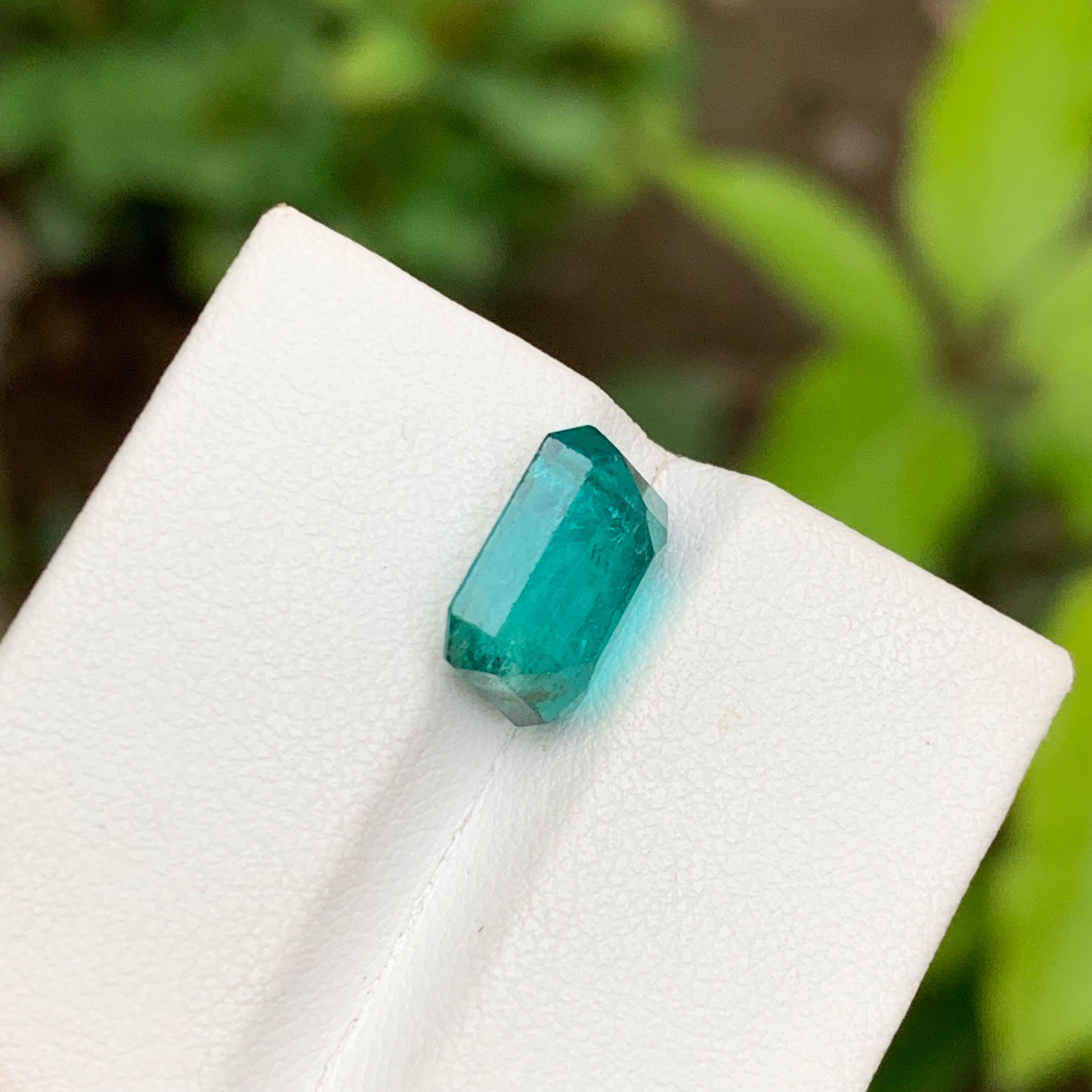 Neon Greenish Hue Blue Natural Tourmaline Gemstone 4 Ct Emerald Cut  Ring Jewel For Sale 2