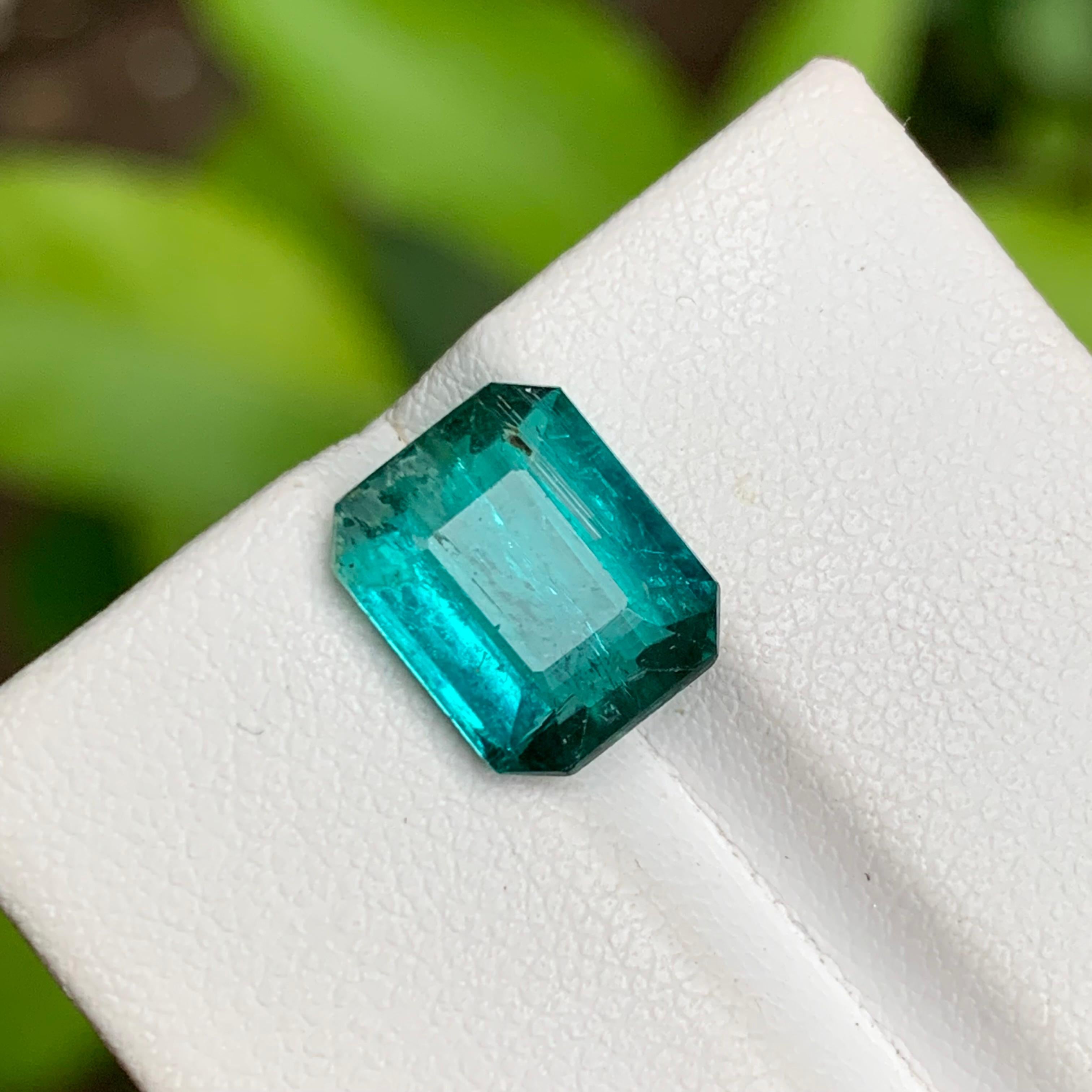 Neon Greenish Hue Blue Natural Tourmaline Gemstone 4 Ct Emerald Cut  Ring Jewel For Sale 3