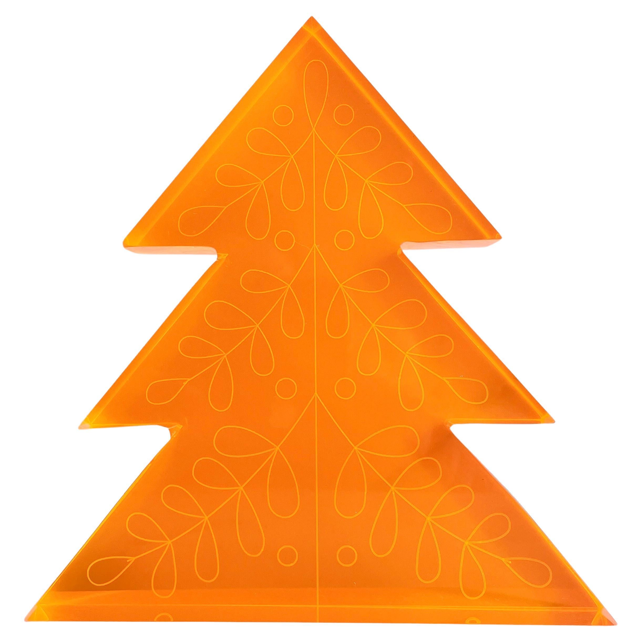 Neonfarbener orangefarbener Acryl- Weihnachtsbaum-Dekor von Paola Valle im Angebot