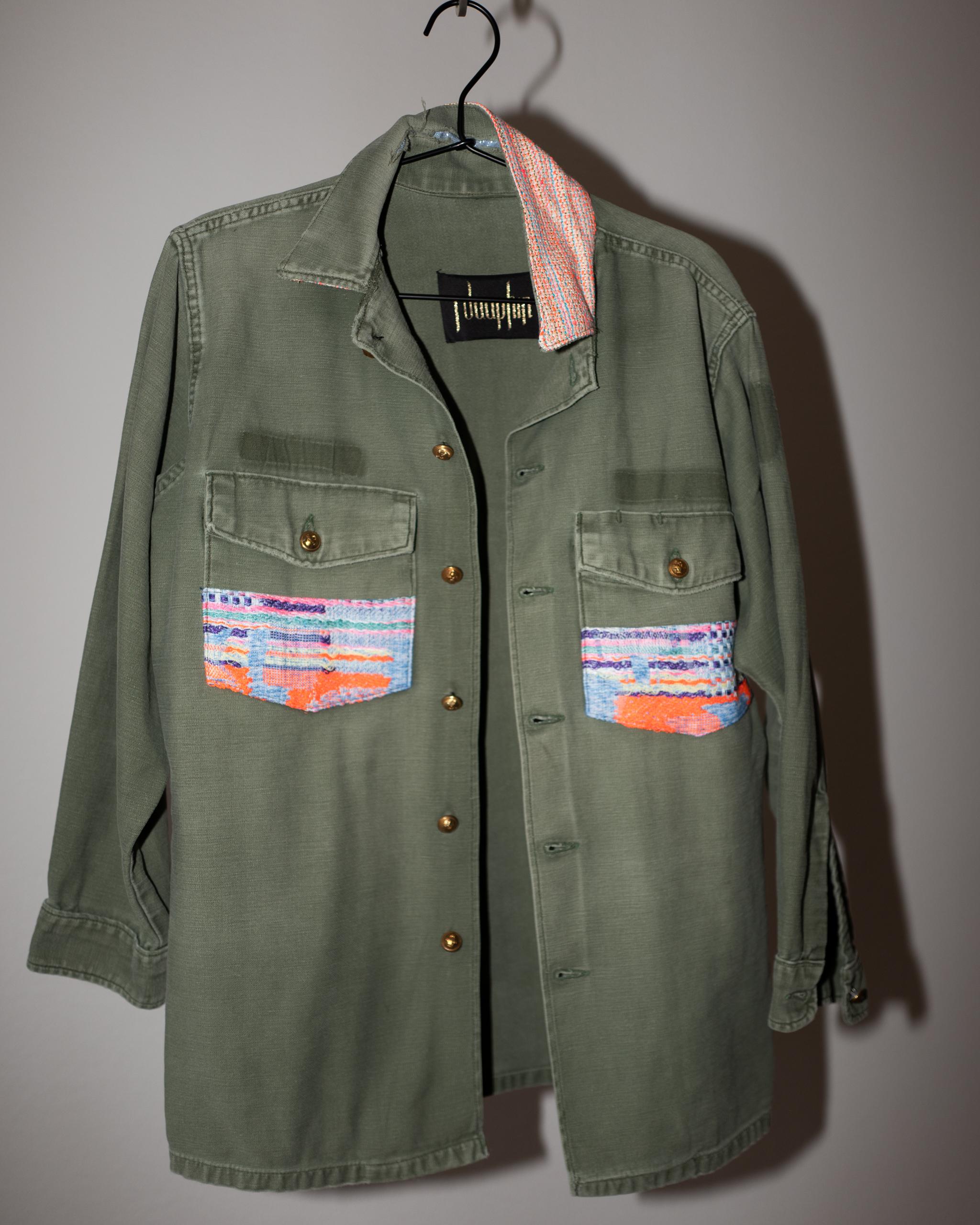 Us Vintage Militärische Jacke in Neonpastell Rosa Hellblau Orange Grün mit goldenen Knöpfen 1