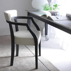 Poltrona Neoneoz in nero opaco di Philippe Starck per Driade