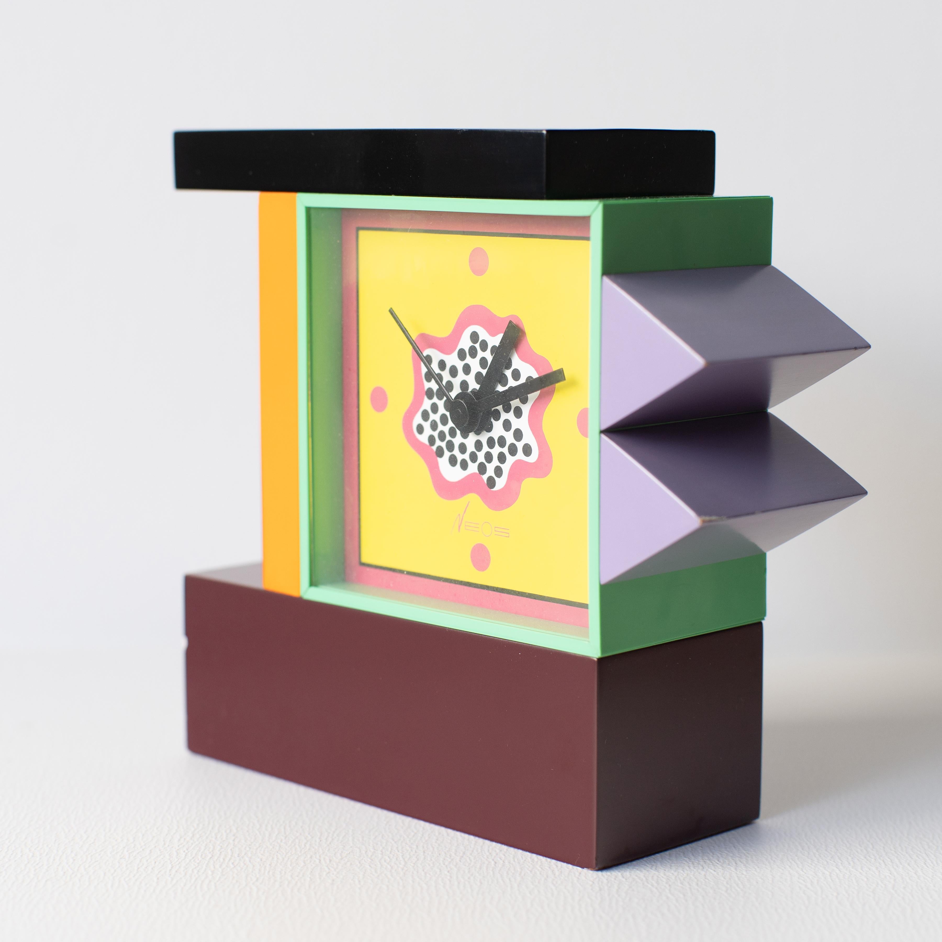 Post-Modern Neos table Clock George Sowden Nathalie du Pasquier Postmodern For Sale