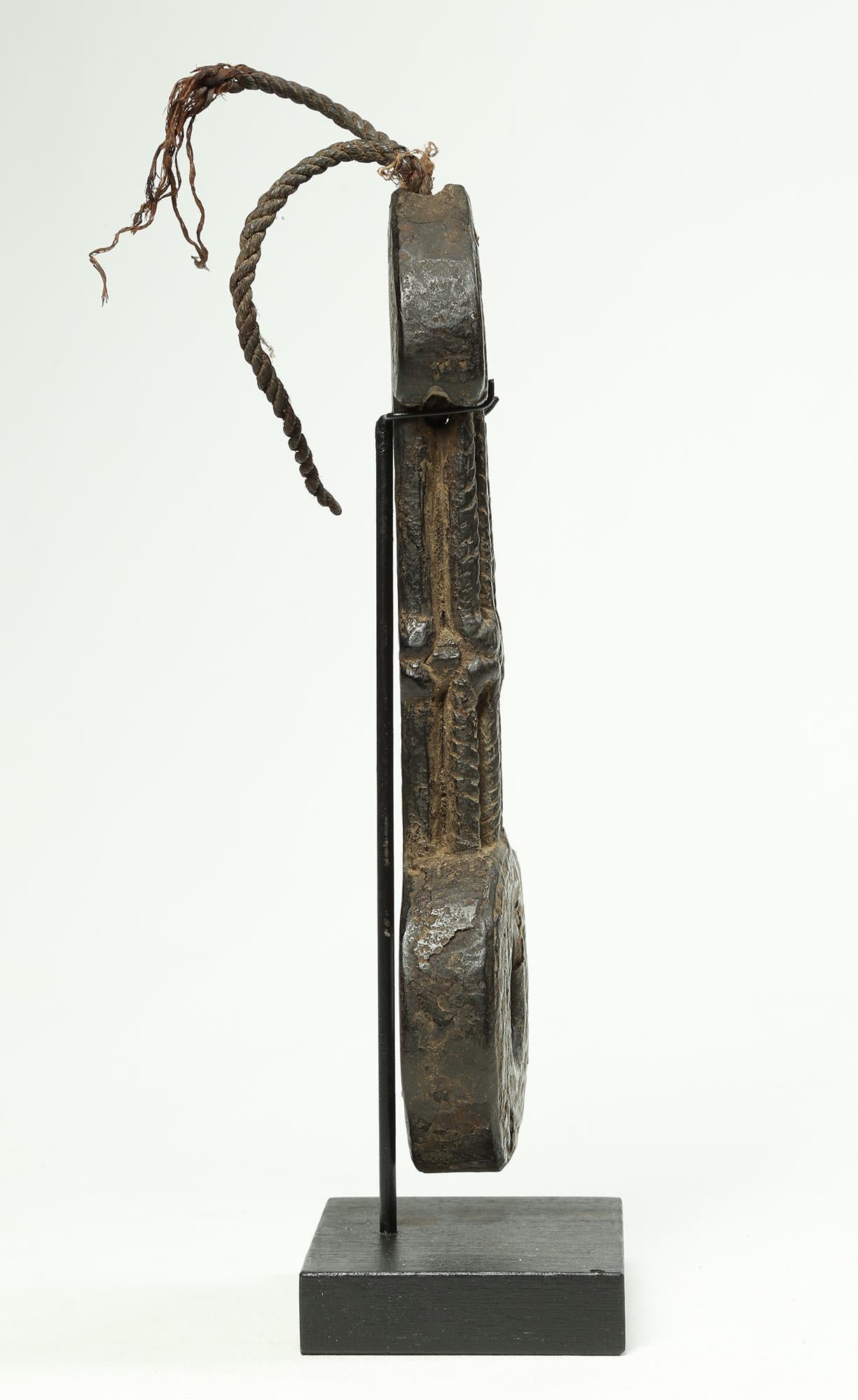 Hand-Carved Nepal Himalayan Butter Churn Handle, Early 20th Century with Heart Shaped top For Sale