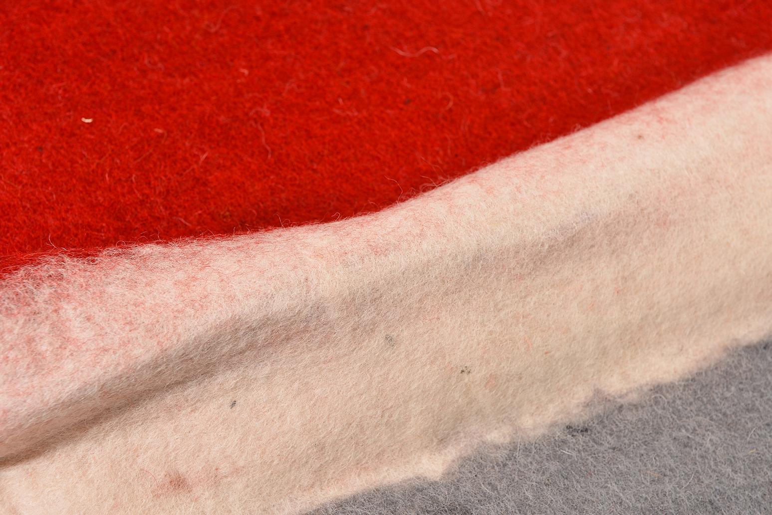 Nepal-Teppich aus Filz oder Paneel oder Decken- oder Flachwave auf einem Sofa im Zustand „Hervorragend“ im Angebot in Alessandria, Piemonte