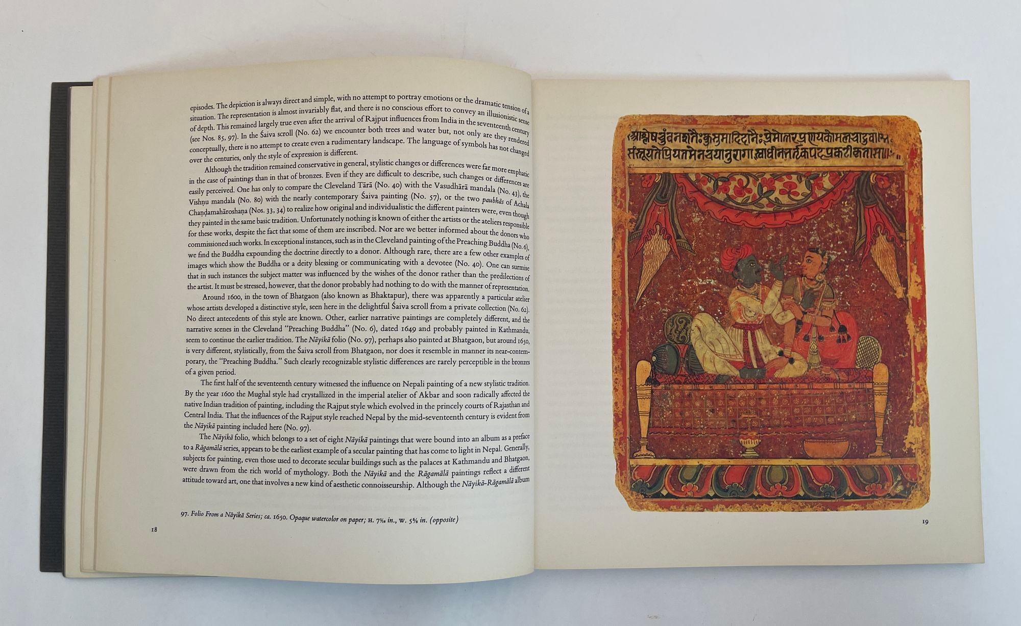 Livre au Népal « Where the gods are young » (Les dieux sont jeunes) par Pratapaditya Pal 1975 Bon état - En vente à North Hollywood, CA