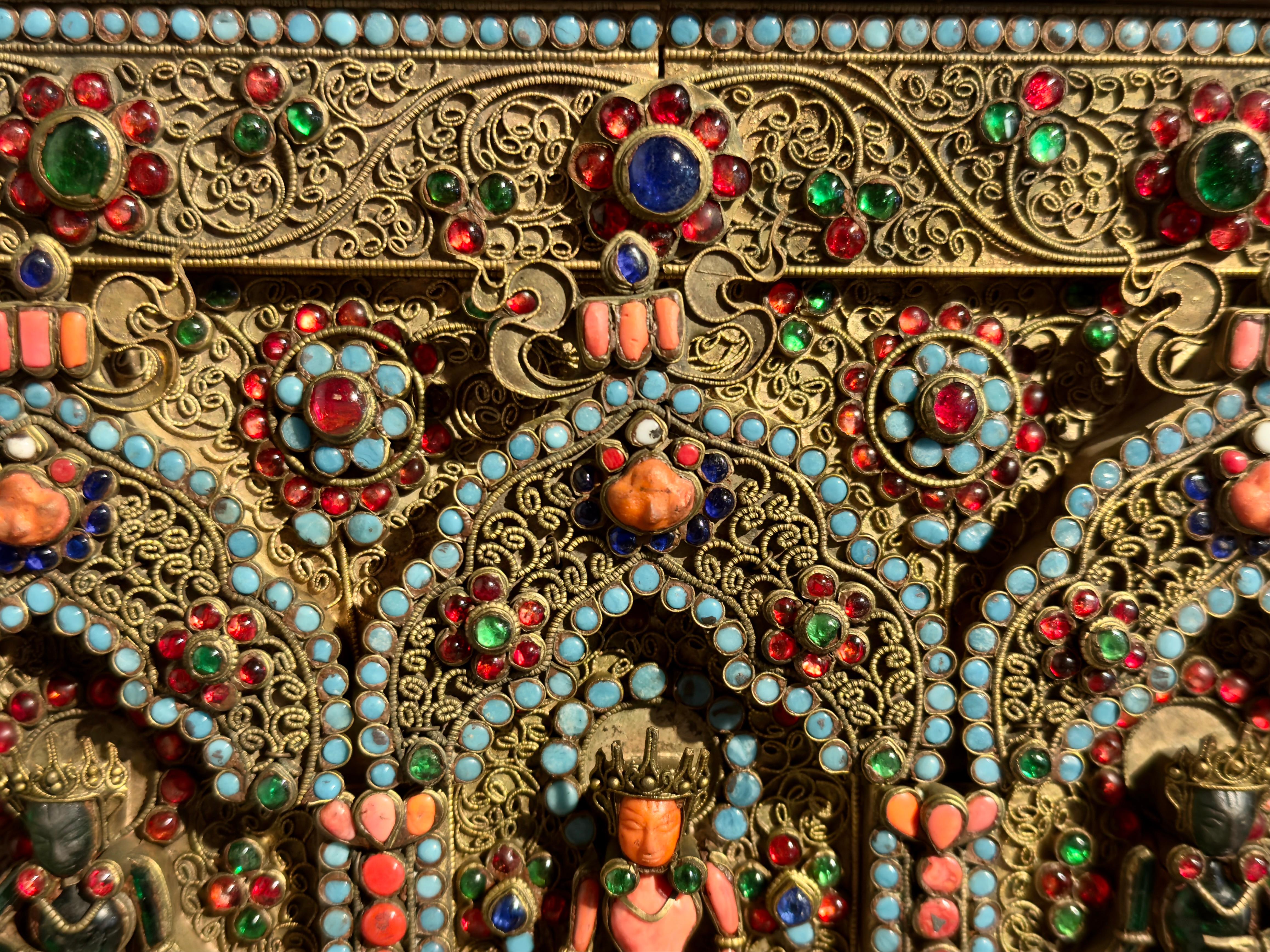 Nepalese Filigree and Stone and Glass Inlay Votive Plaque, circa 1900 For Sale 2