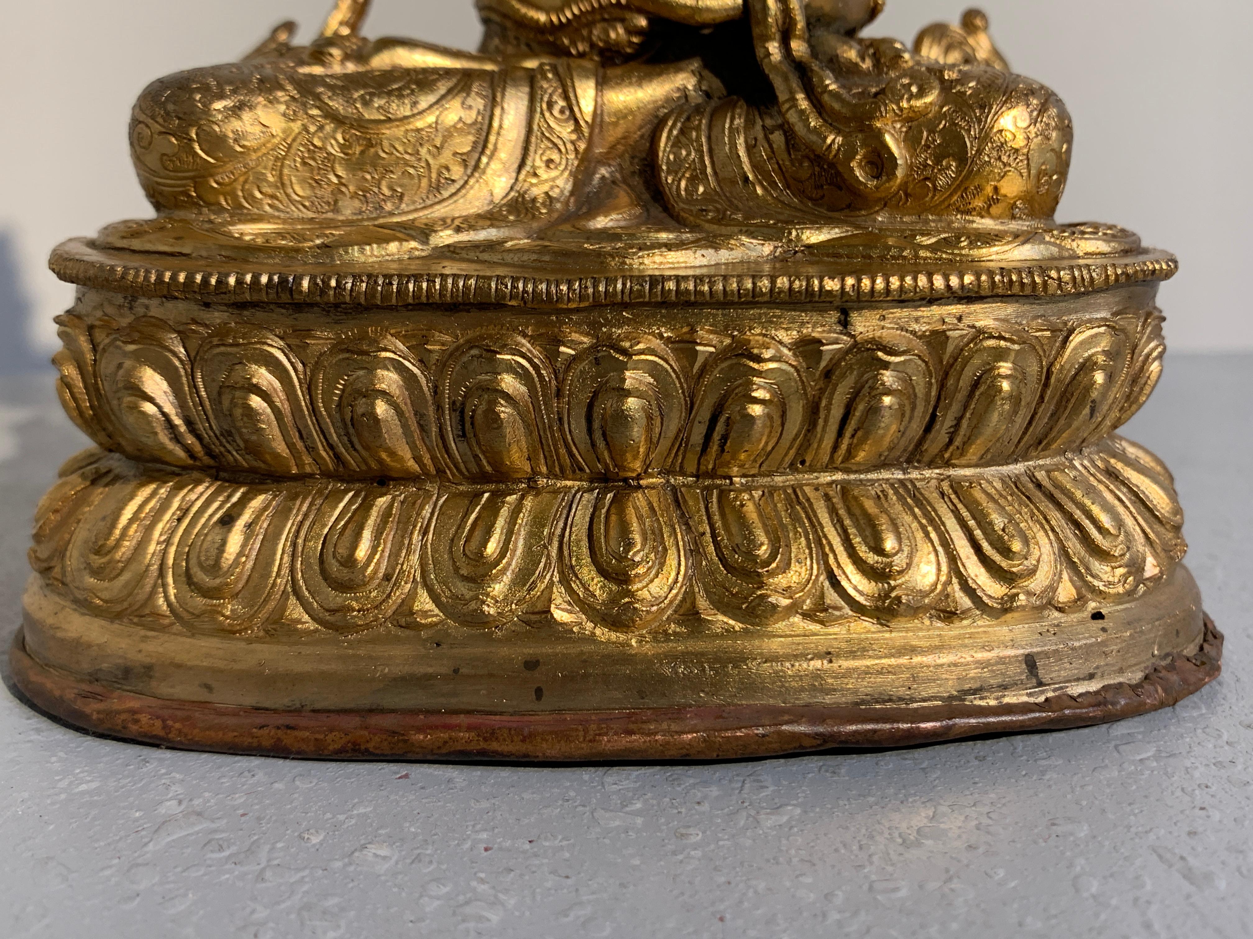 Nepalese Gilt Bronze Bodhisattva 'Amoghapasha?', Early to Mid-20th Century In Good Condition For Sale In Austin, TX