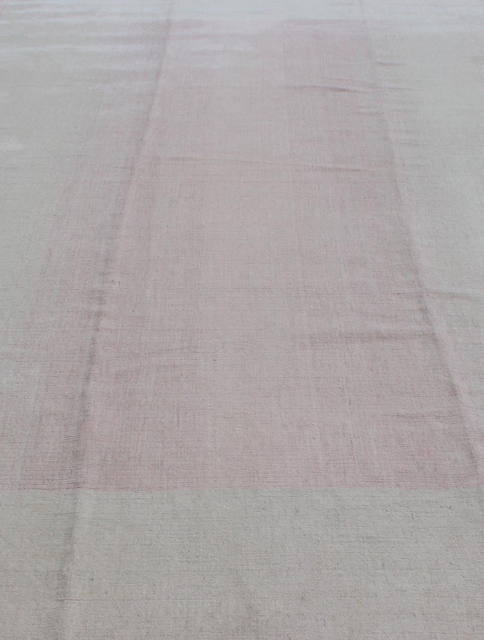Nepalese Modern Rug in Pink and White For Sale 1