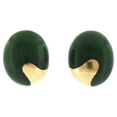 Nephrite Jade 18 Karat Yellow Gold Oval Vintage Earclip Earrings