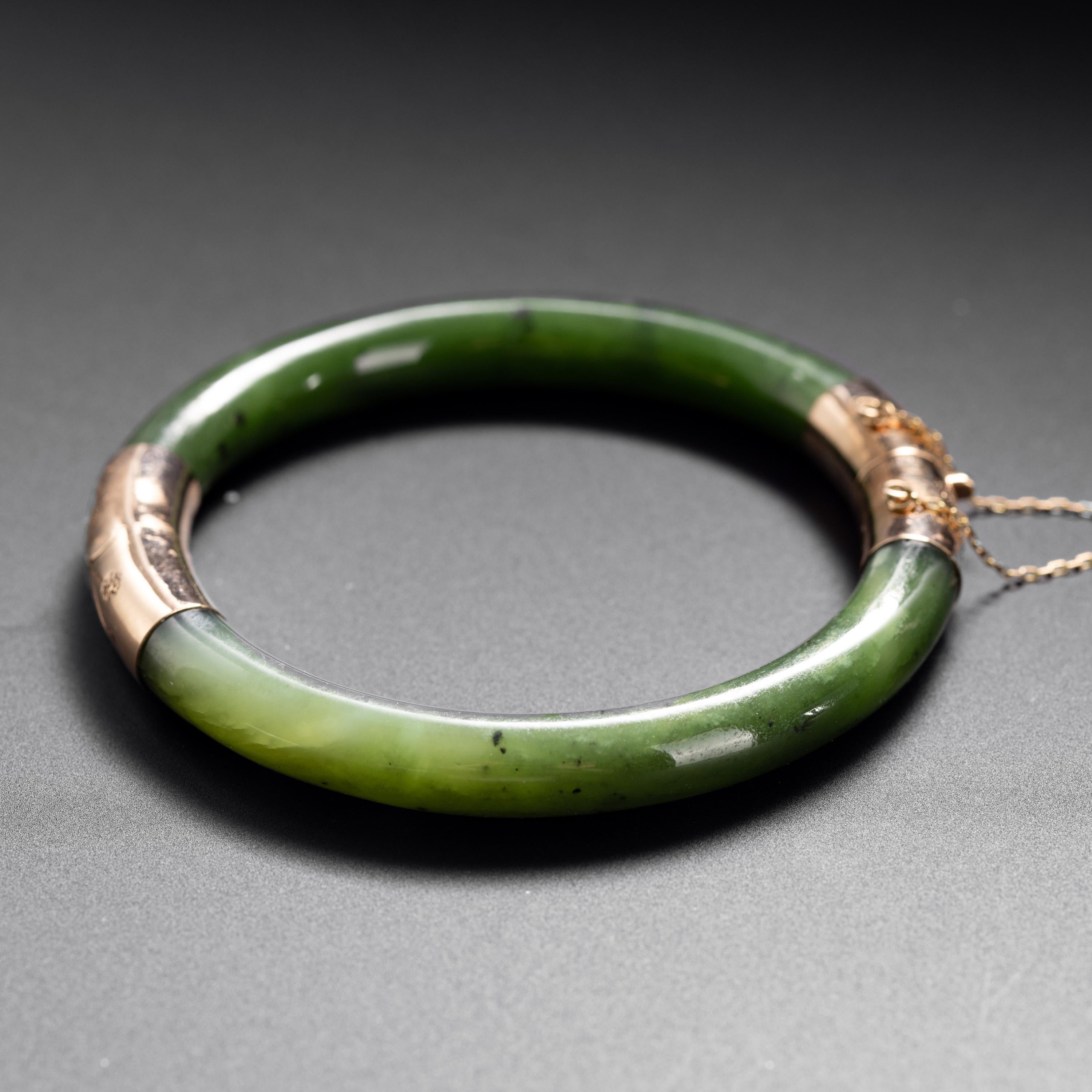 Women's or Men's Nephrite Jade Bangle with 14K Hinge Estate