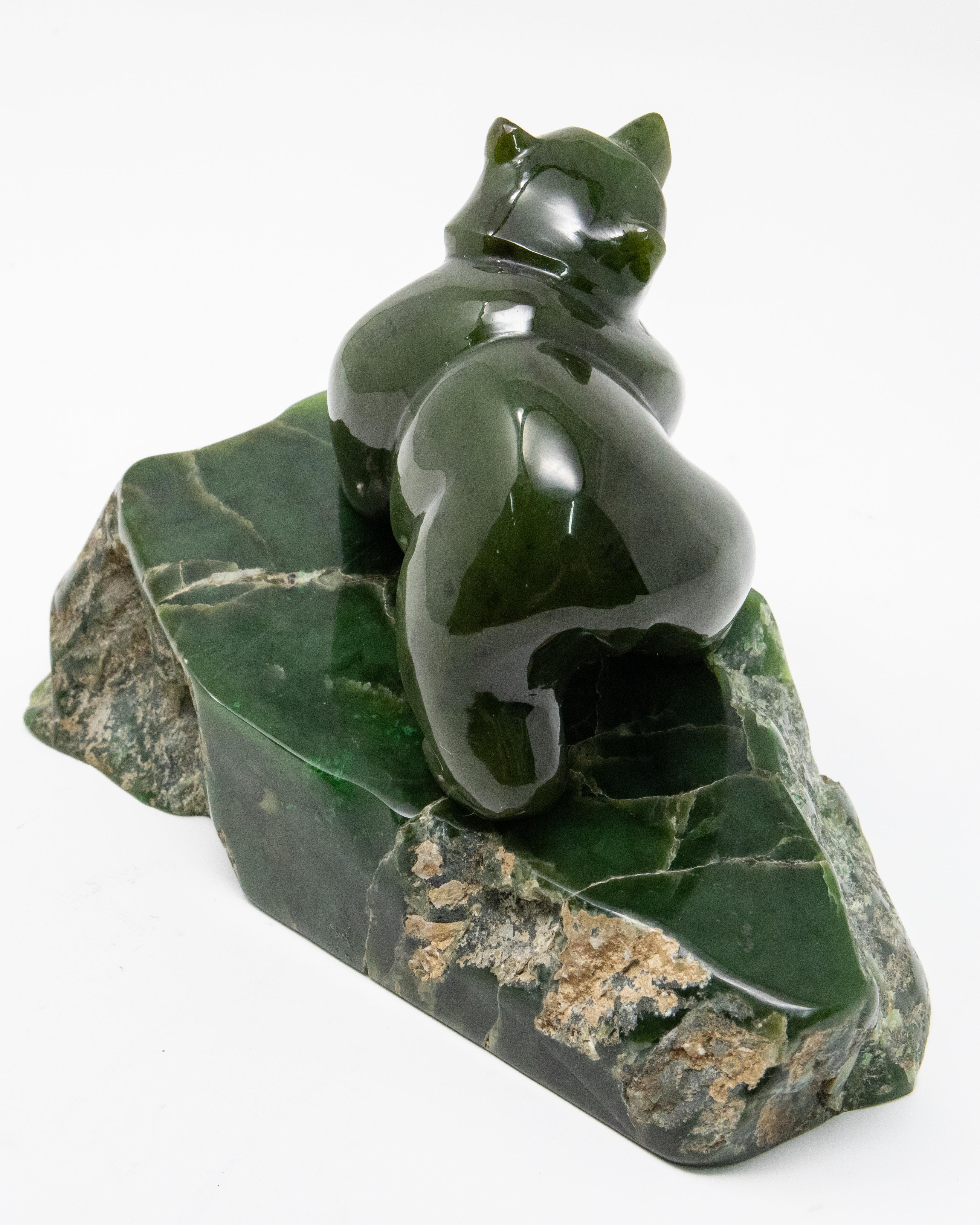 Nephrite Jade Bear Carved and Polished For Sale 1