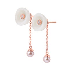 Wandelbare Ohrringe mit Nephrit-Jade, Diamanten und Perlentropfen in Form einer Blume aus 14-karätigem Roségold