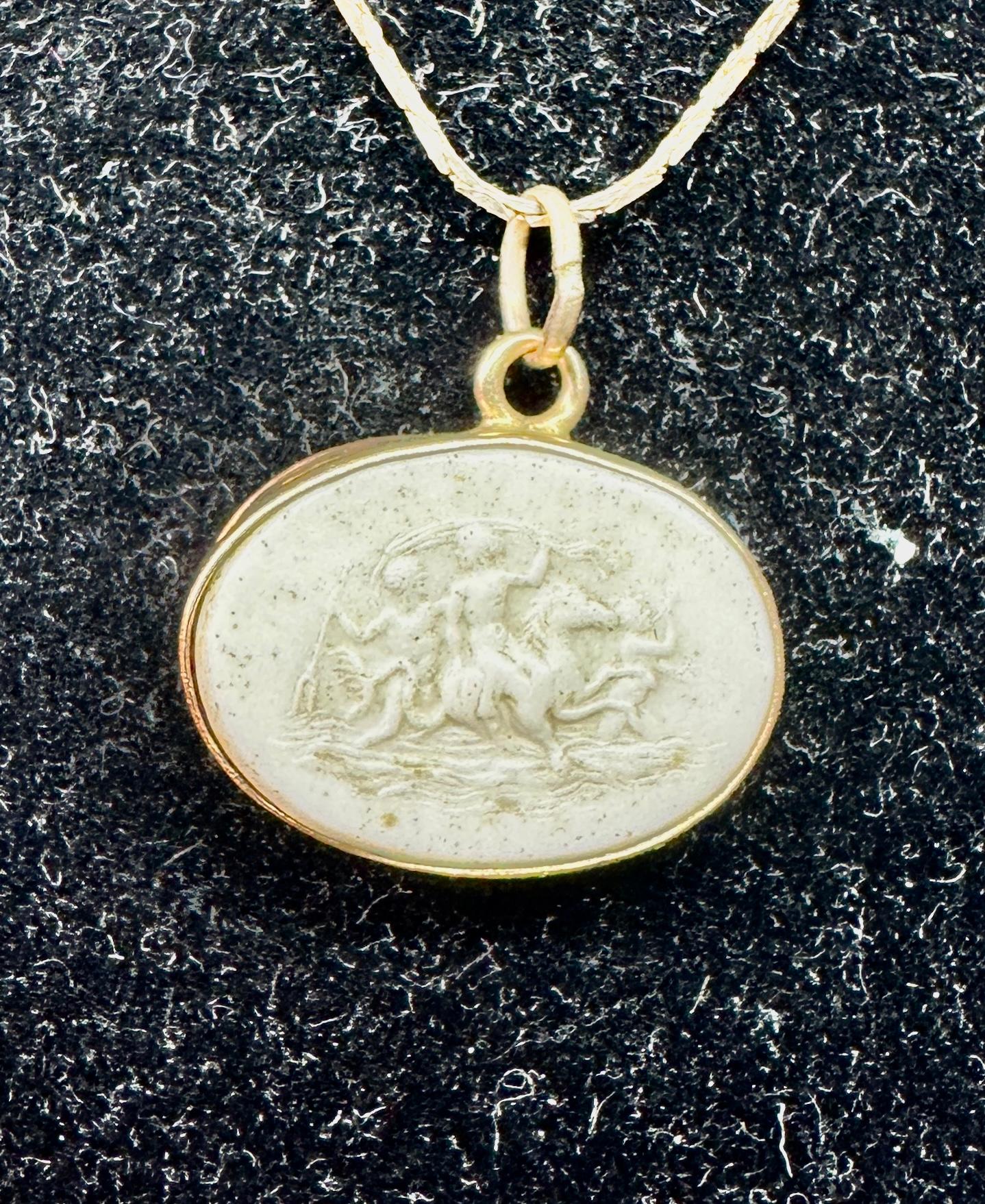 Neptune Arising from the Sea with Horses Cameo Pendant Necklace Gold VIctorian In Good Condition For Sale In New York, NY