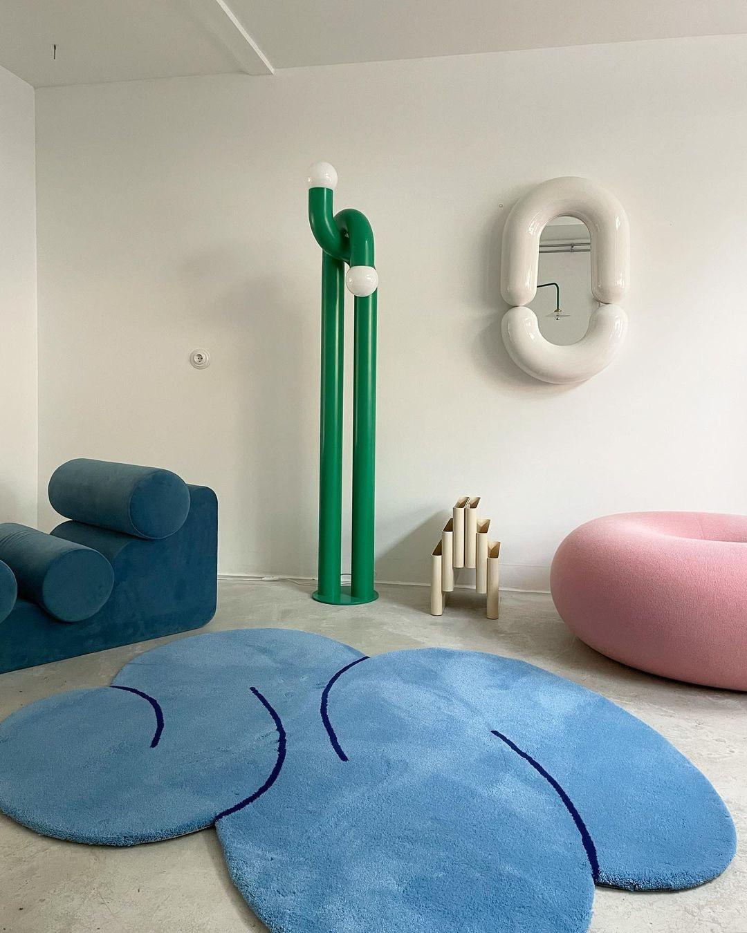 Neptune Squiggle Kleiner Teppich aus neuseeländischer Wolle von Okej Studio im Angebot 1