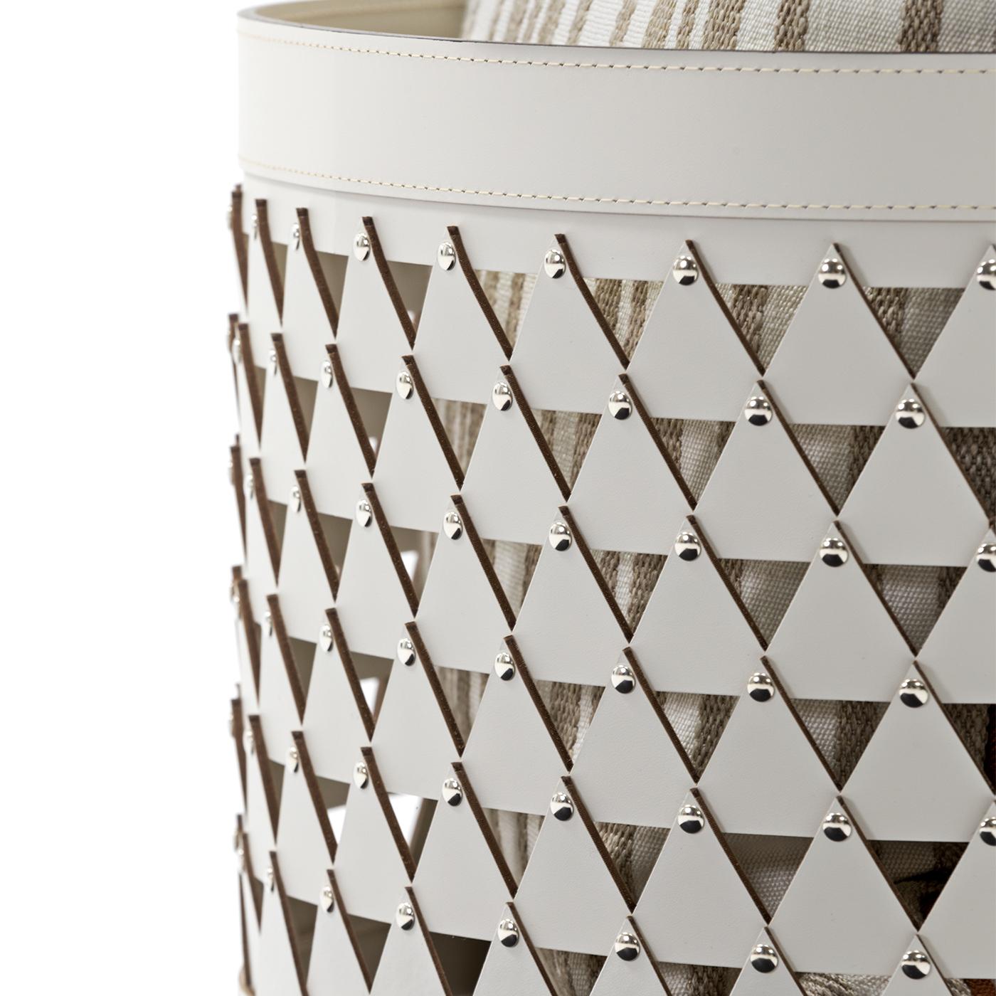 Pelle Cesto rotondo in pelle bianca Nereide 45 di Exteta in vendita