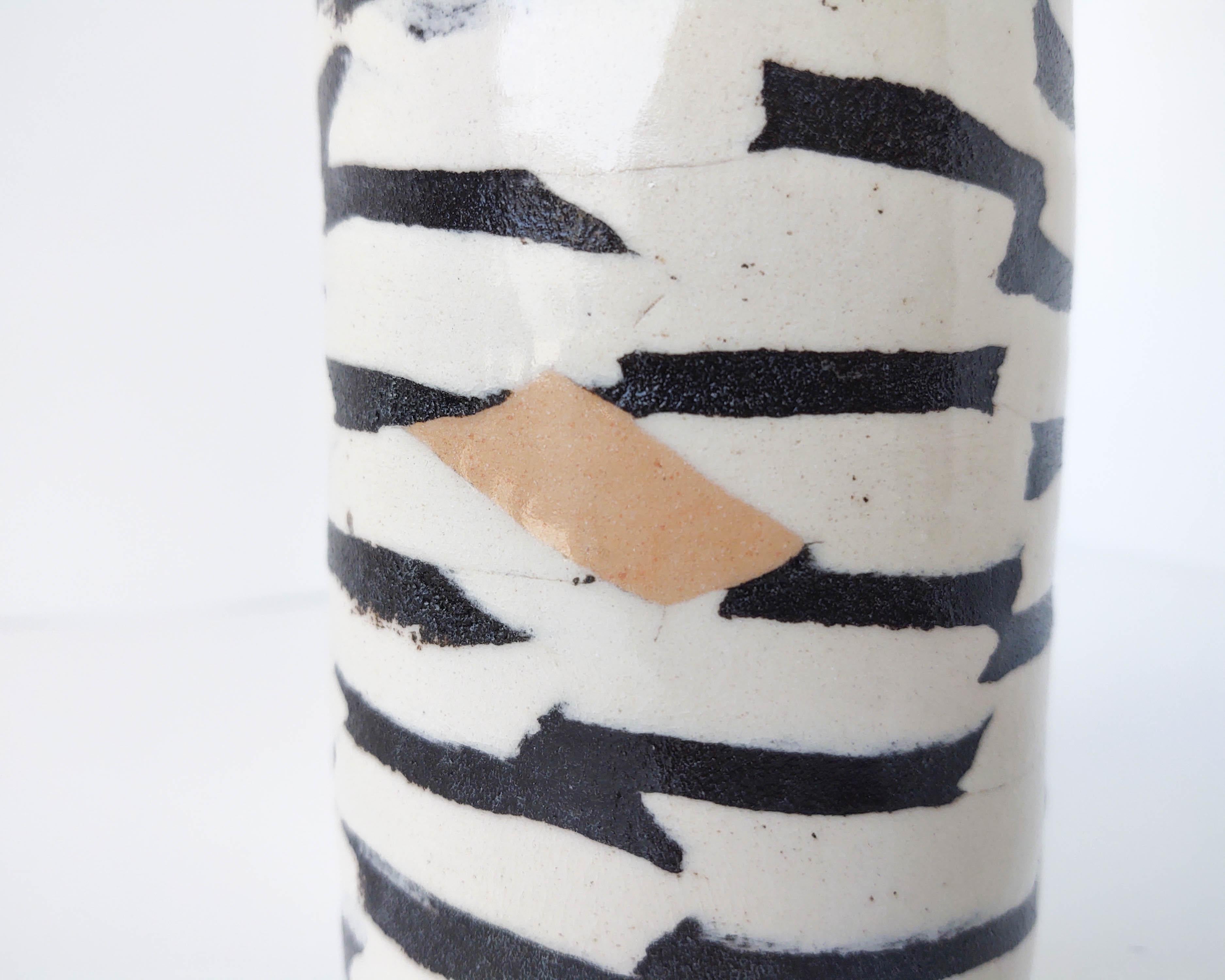 Nerikomi Abstract Checkered Ceramic Vase with Peach Accent by Fizzy Ceramics In New Condition In Hawthorne, CA