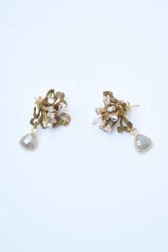 Nerine Blumenohrring  Vintage-Schmuck, 1970er-Jahre Vintage-Teile