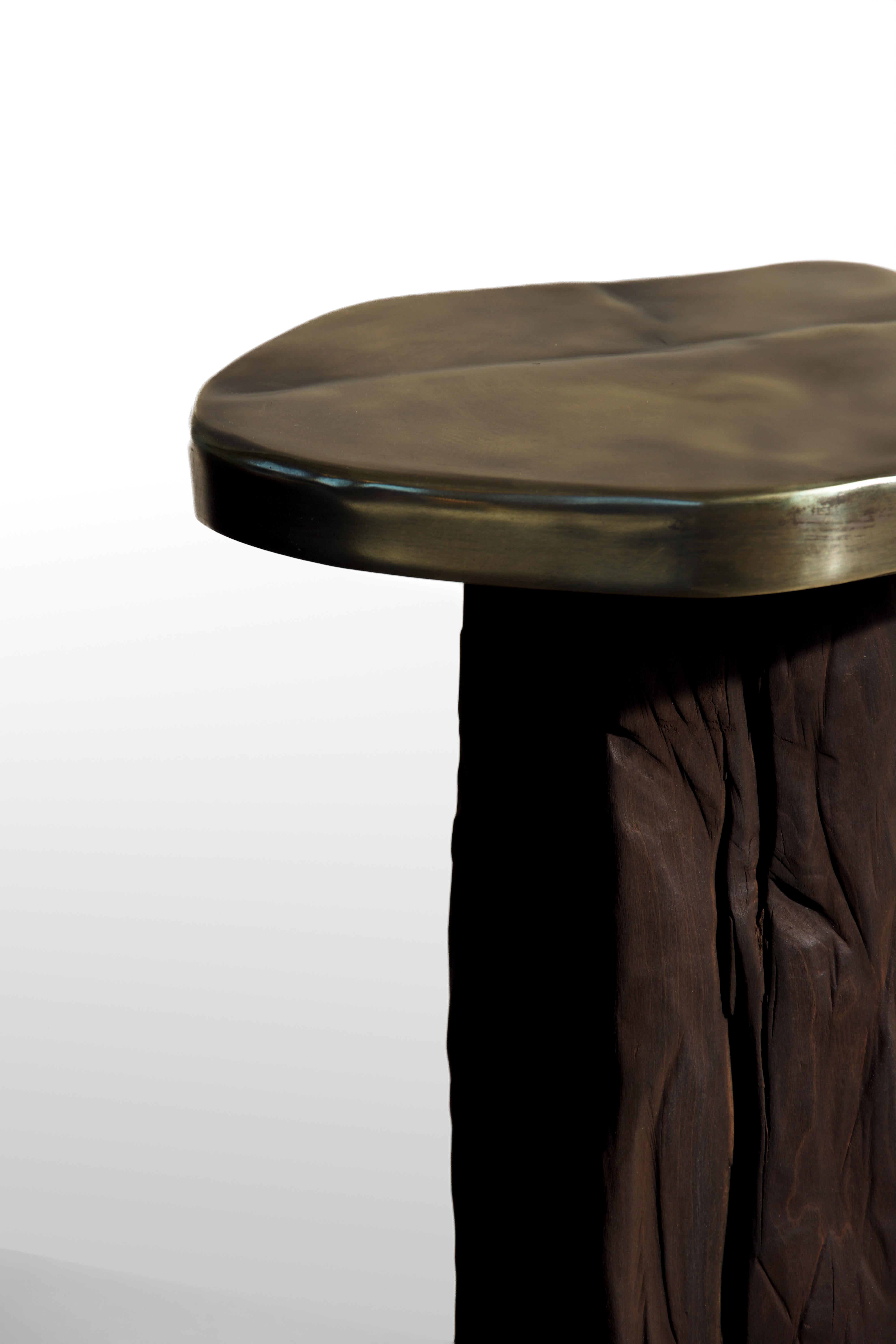 Nero Asoluto, Burned Oak Wood Tavo Side Table by Eichkorn en venta 1