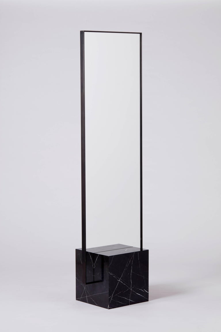 Nero Coexist Standing Mirror with Black Concrete Rubber CYL and Black