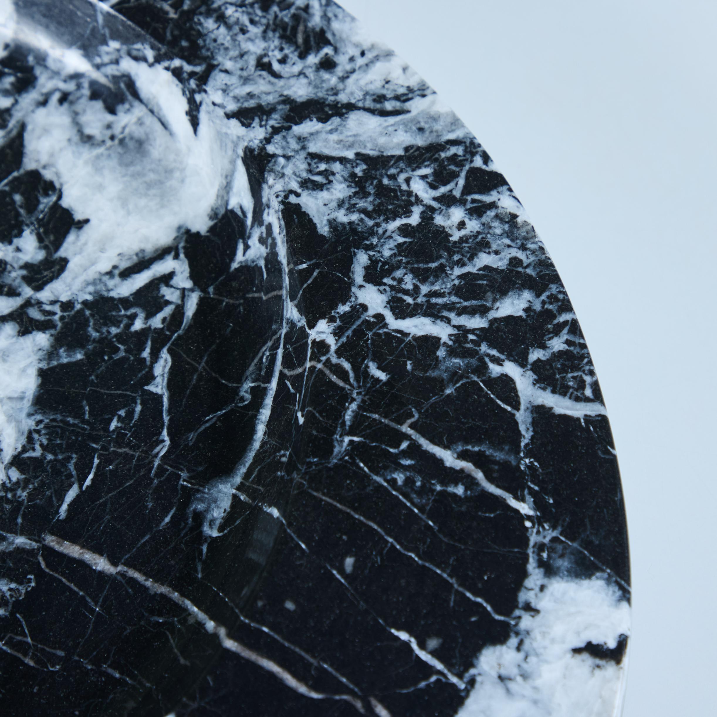 Plat en marbre Nero Marquina en vente 5