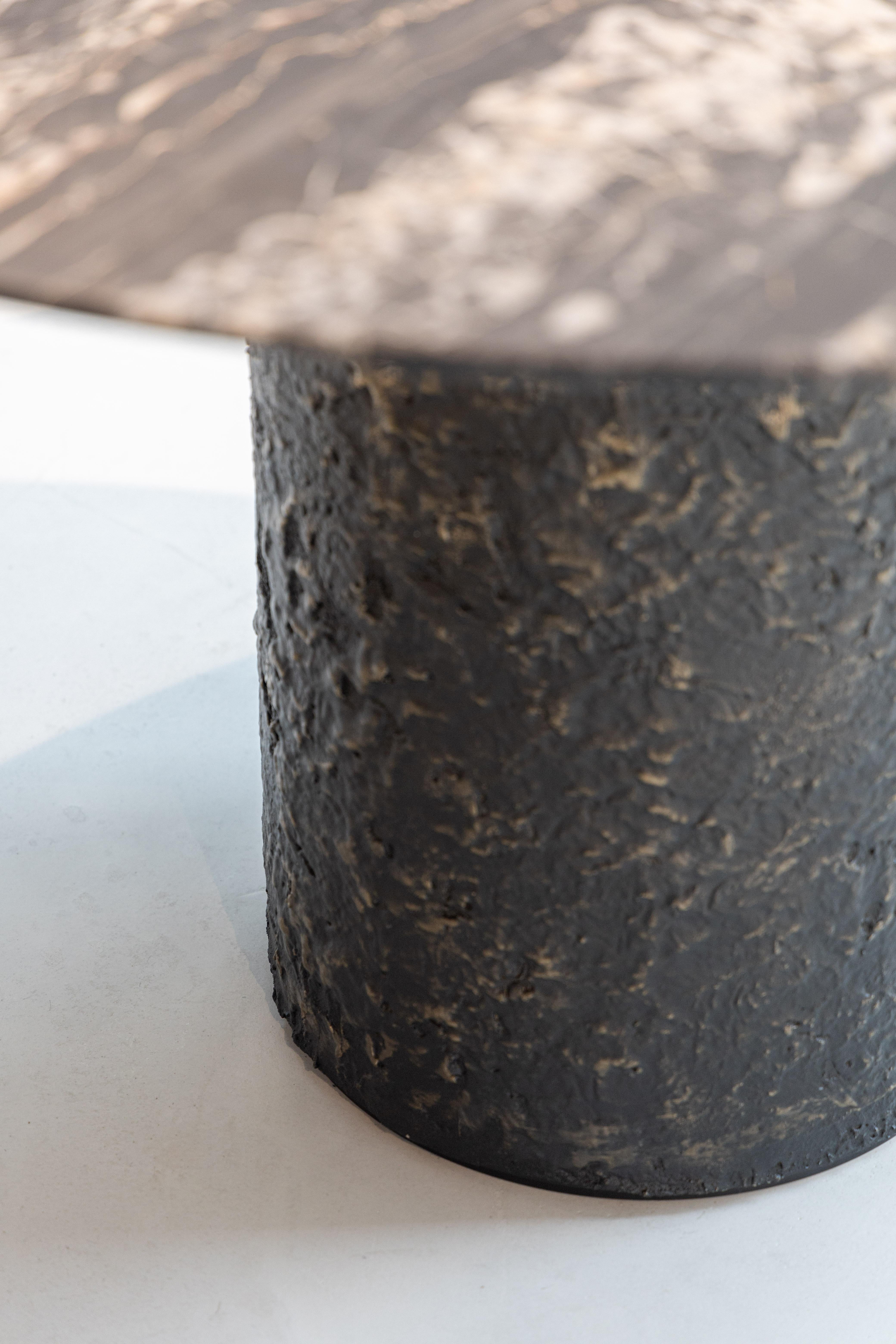 Table de salle à manger en bronze Nero Portoro par Serafini Neuf - En vente à London, GB