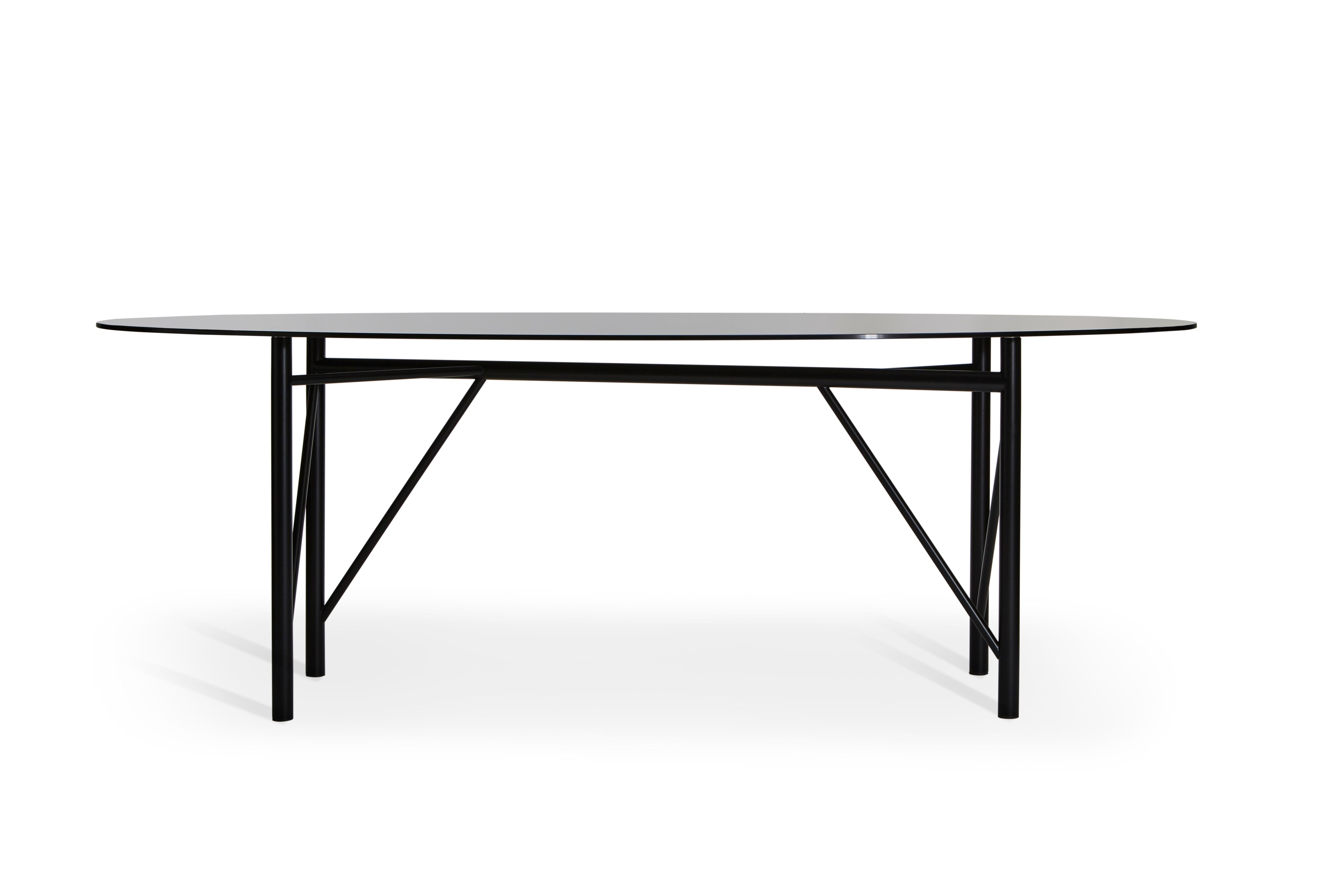 Moderne Table tubulaire ovale 220 Nero de Mentemano en vente