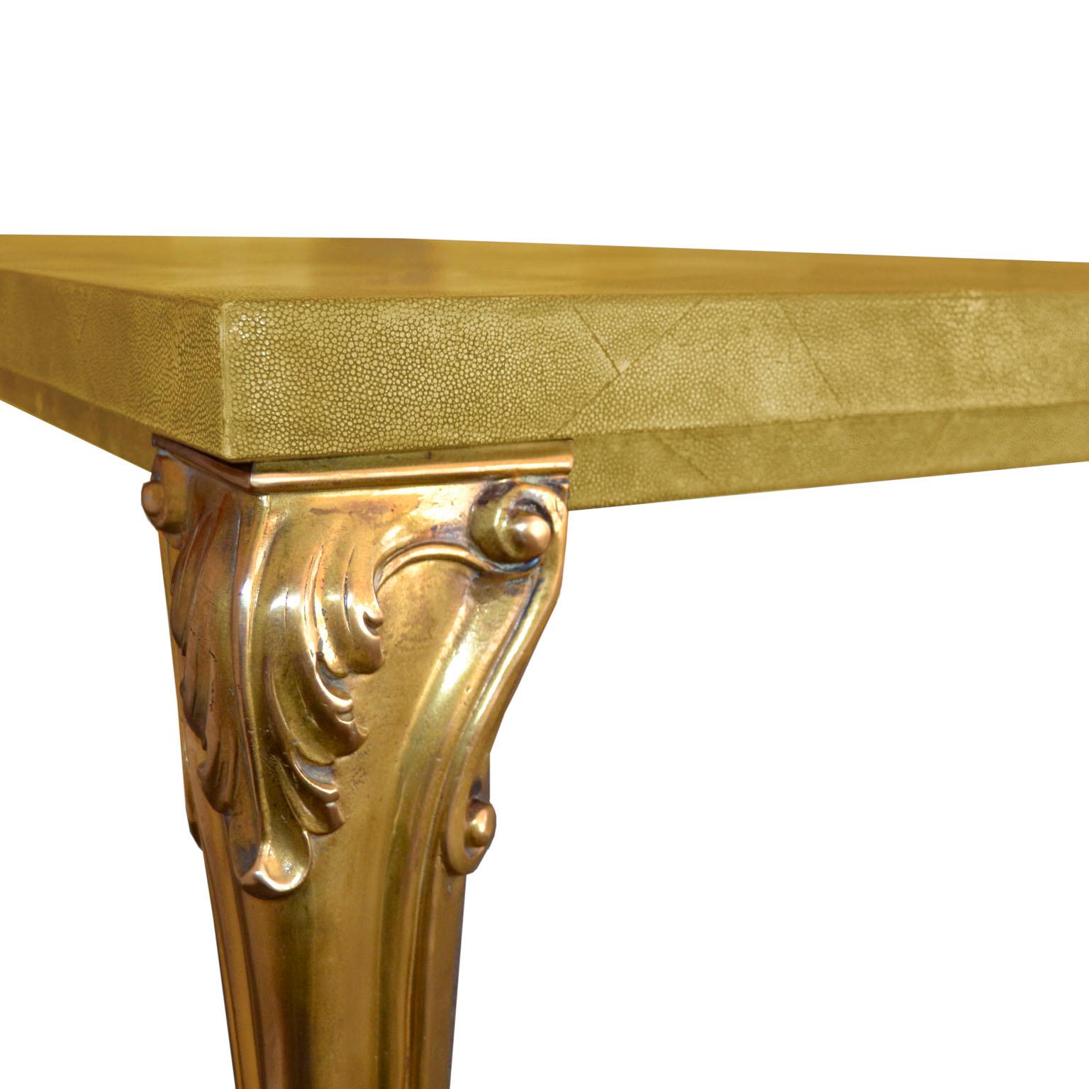 Esstisch aus Gold mit Scagliola-Schirm aus gegossenem Messing, handgefertigt in Italien (Arts and Crafts) im Angebot