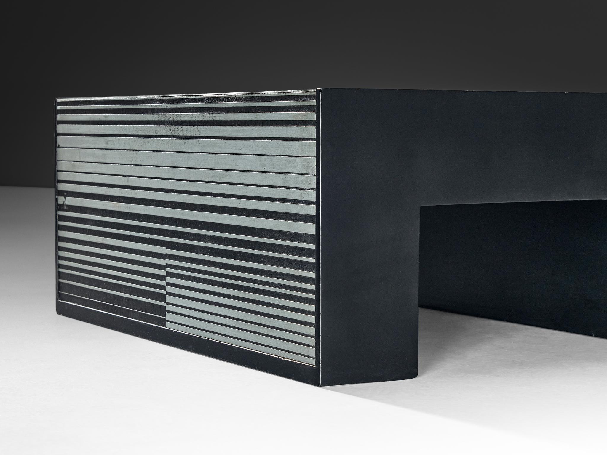 Italiano Nerone & Patuzzi for Gruppo NP2 Pair of Coffee Tables in Zinc in vendita