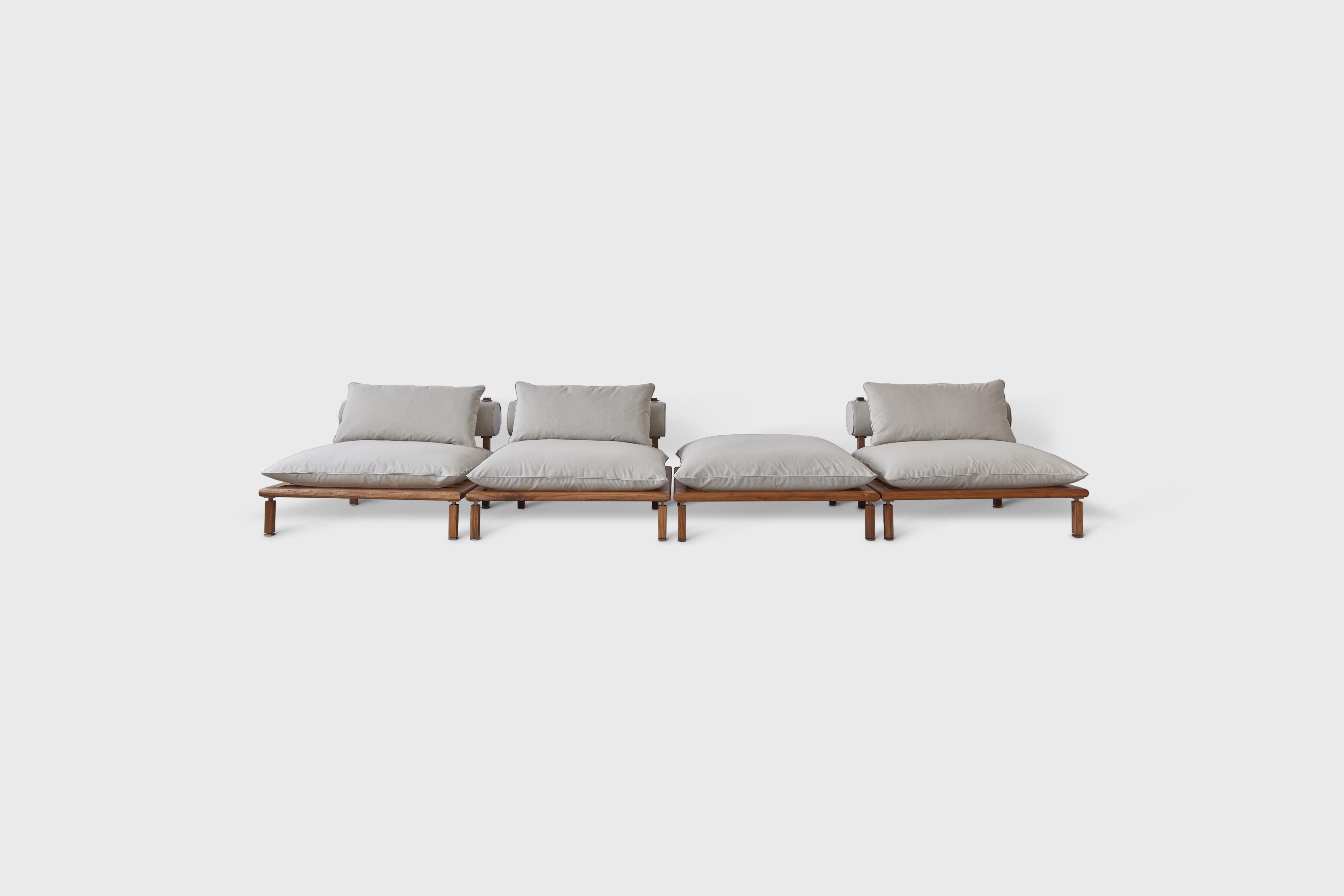 Nerthus outdoor sofa by Atra Design.
Dimensions: D 434 x W 108.5 x H 71.1 cm.
Materials: fabric, teak.
Different back and chaise module conbinations available.

3 x Back module
1 x Chaise module

Atra Design
We are Atra, a furniture brand