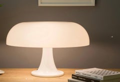 Tavolo Nesso progettato da Giancarlo Mattioli e Gruppo Architetti Urbanisti