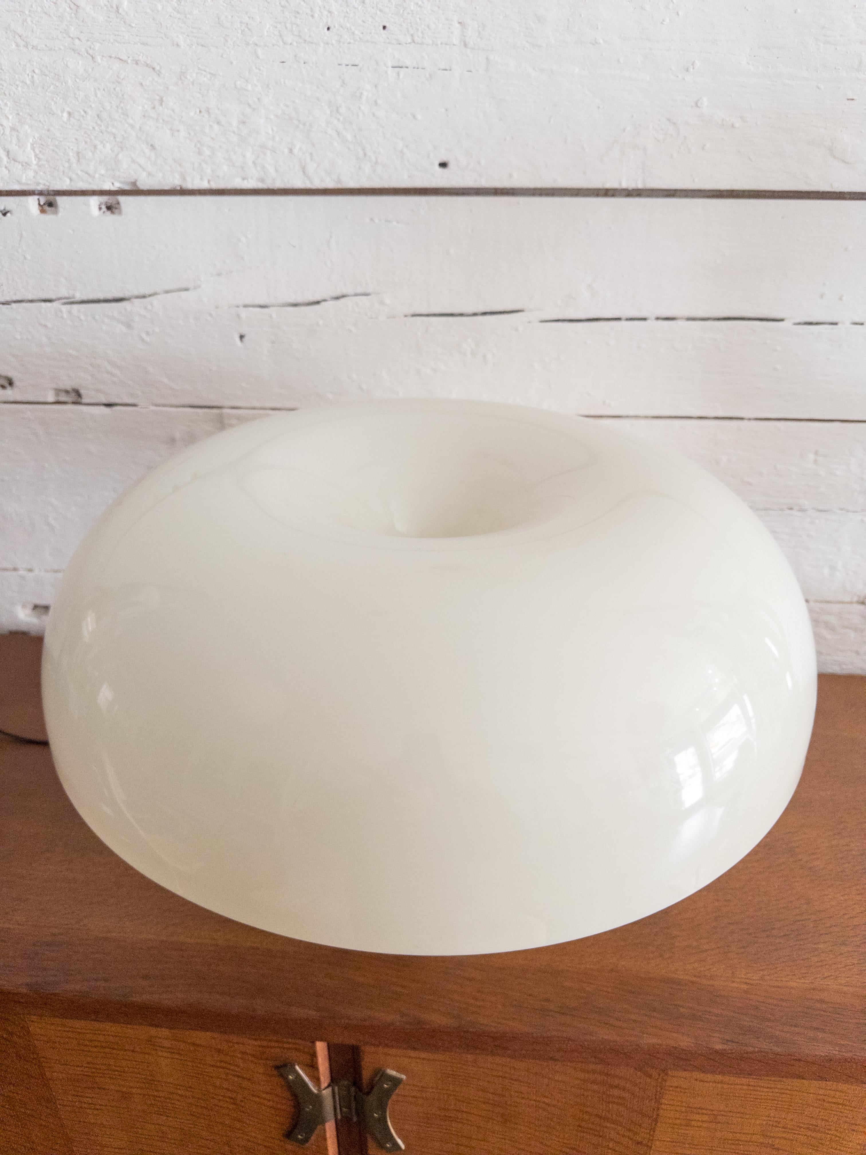 Lámpara de mesa Nesso de Giancarlo Mattioli para Artemide, años 80 Moderno de mediados de siglo en venta