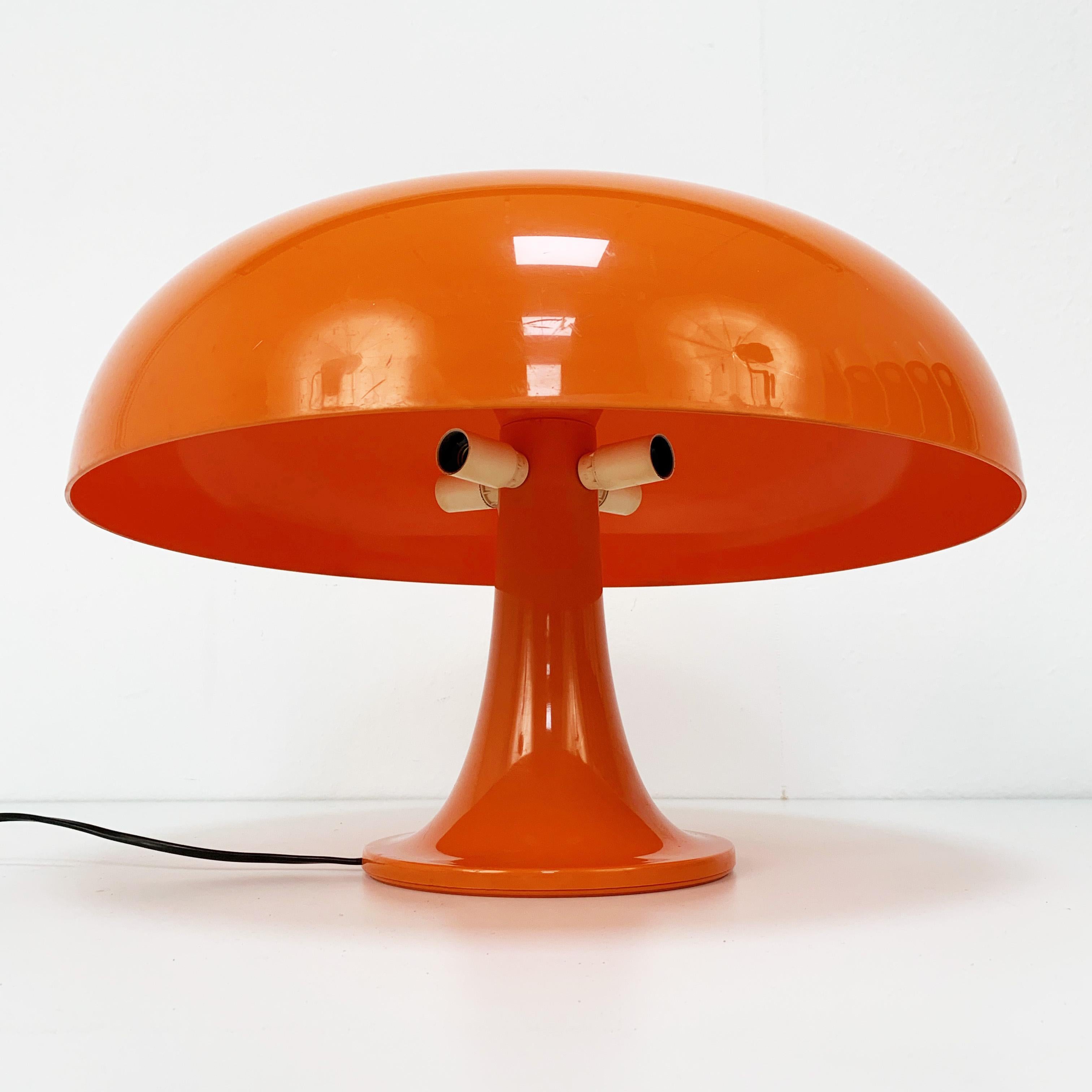 Nesso Table Lamp in Orange Color by Giancarlo Mattioli for Artemide, Italy 1960s 4