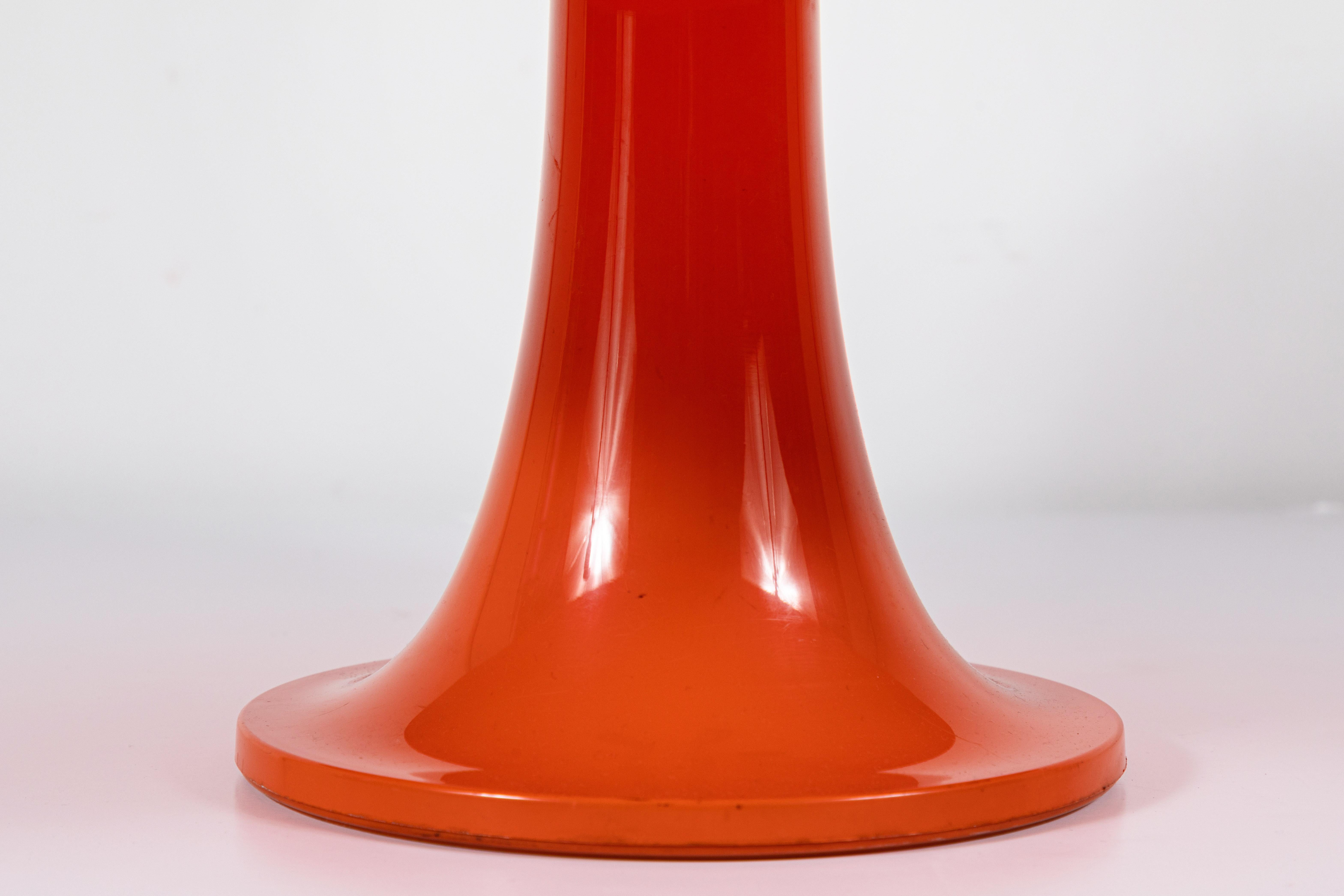 Plastic Nesso Table Lamp in Orange Color by Giancarlo Mattioli for Artemide, Italy 1960s