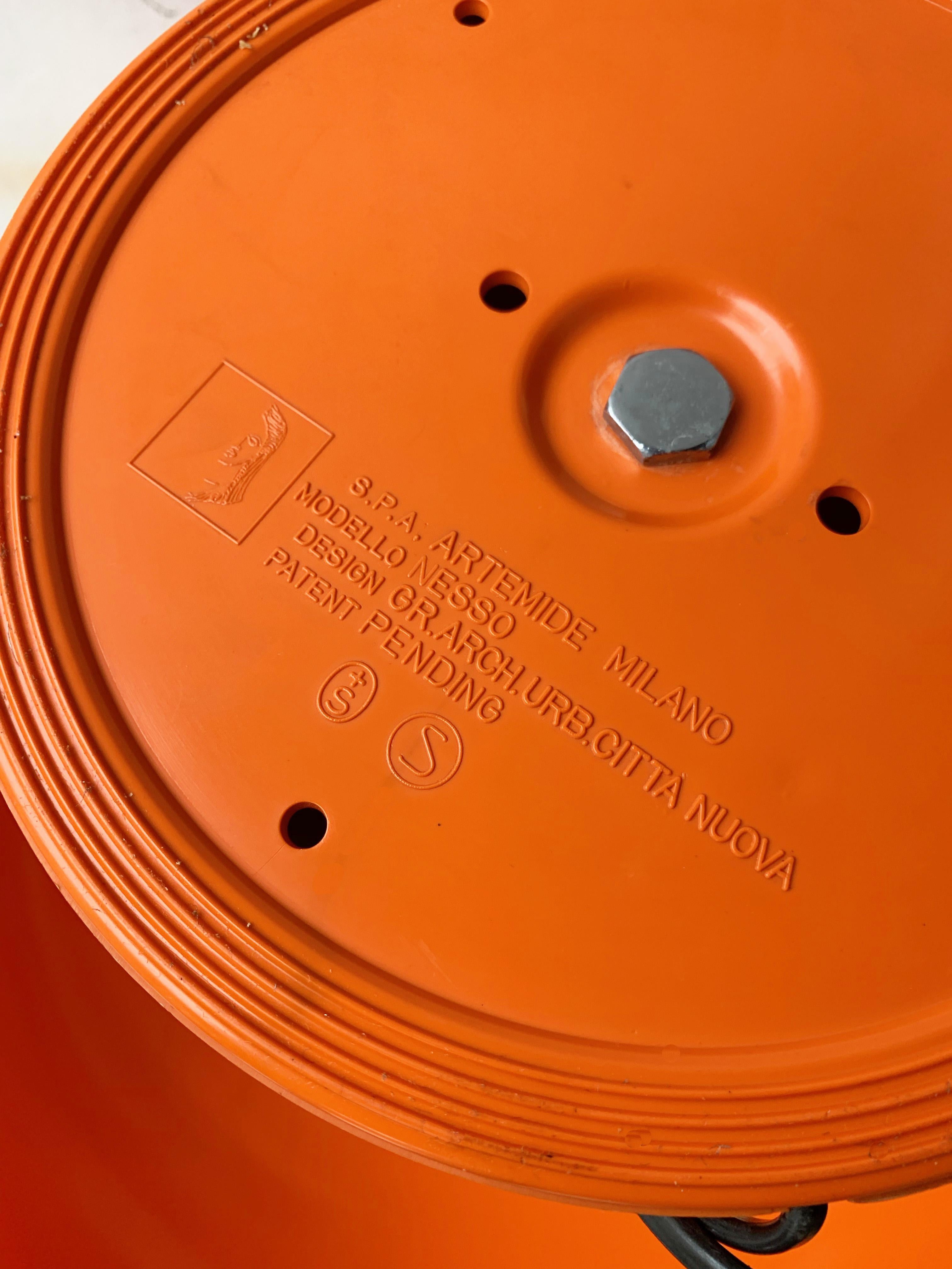 Nesso Tischleuchte in Orange von Giancarlo Mattioli für Artemide:: Italien 1960er Jahre 2
