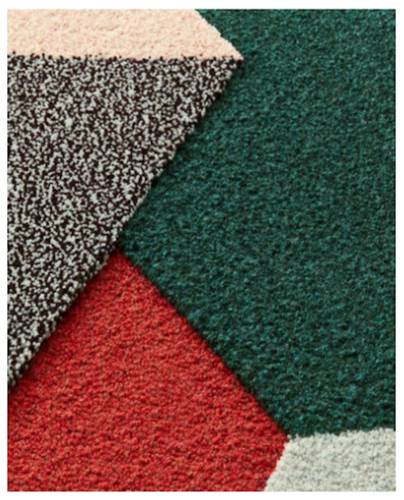 Contemporary Nesso Tre Rugs Made in Europe, Full Colors For Sale