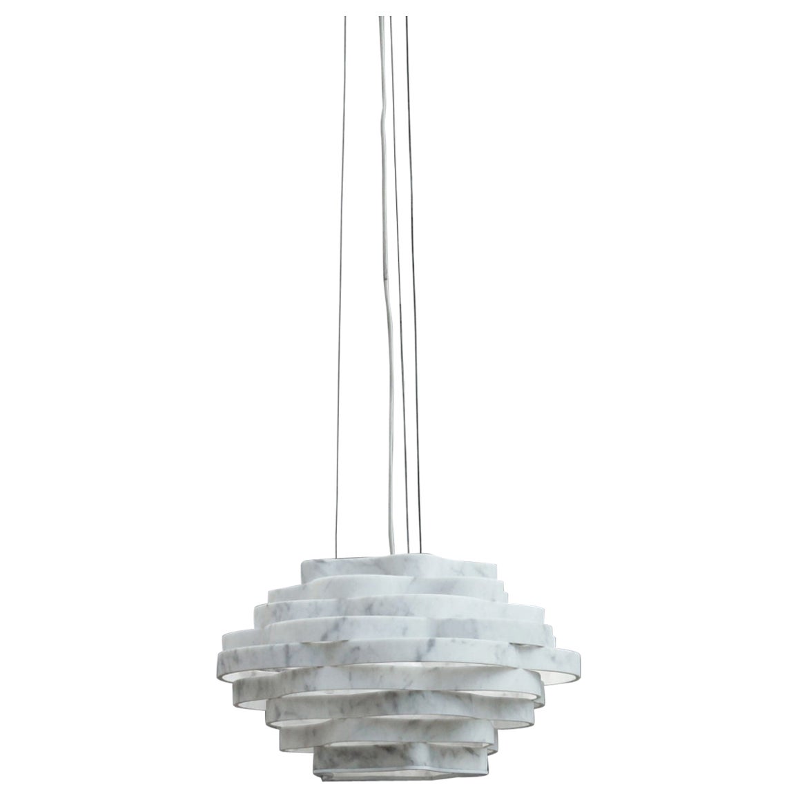 Suspension décorative Nest LN2 en marbre blanc de Carrare par Bufalini Marmi