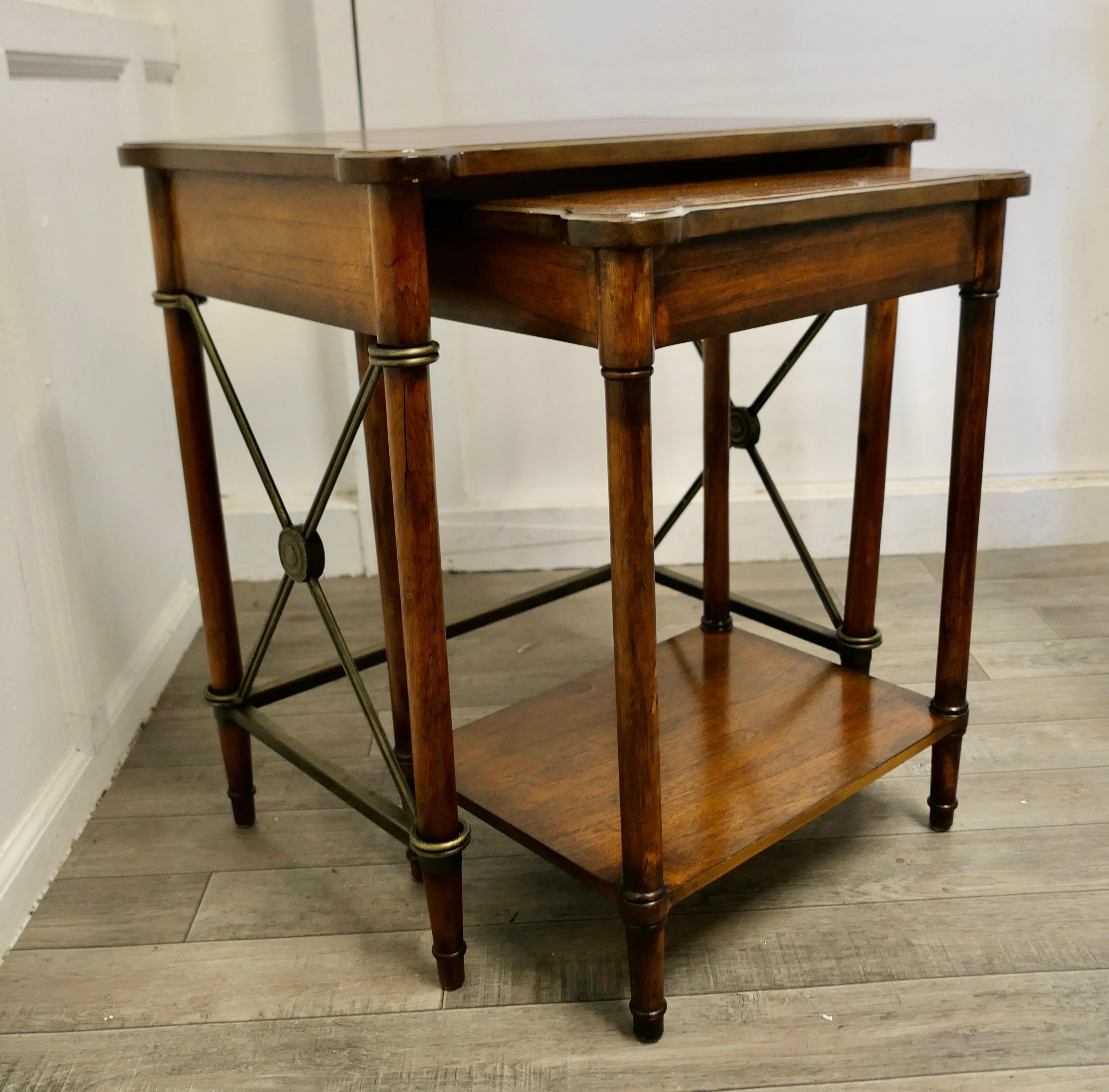 Nest of 2 Regency Style Walnut and Brass Occasional Tables For Sale 2
