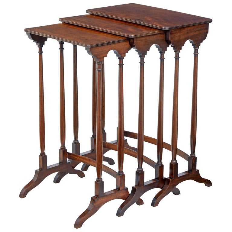 Nest of 3 19th Century Victorian Mahogany Nesting Tables For Sale
