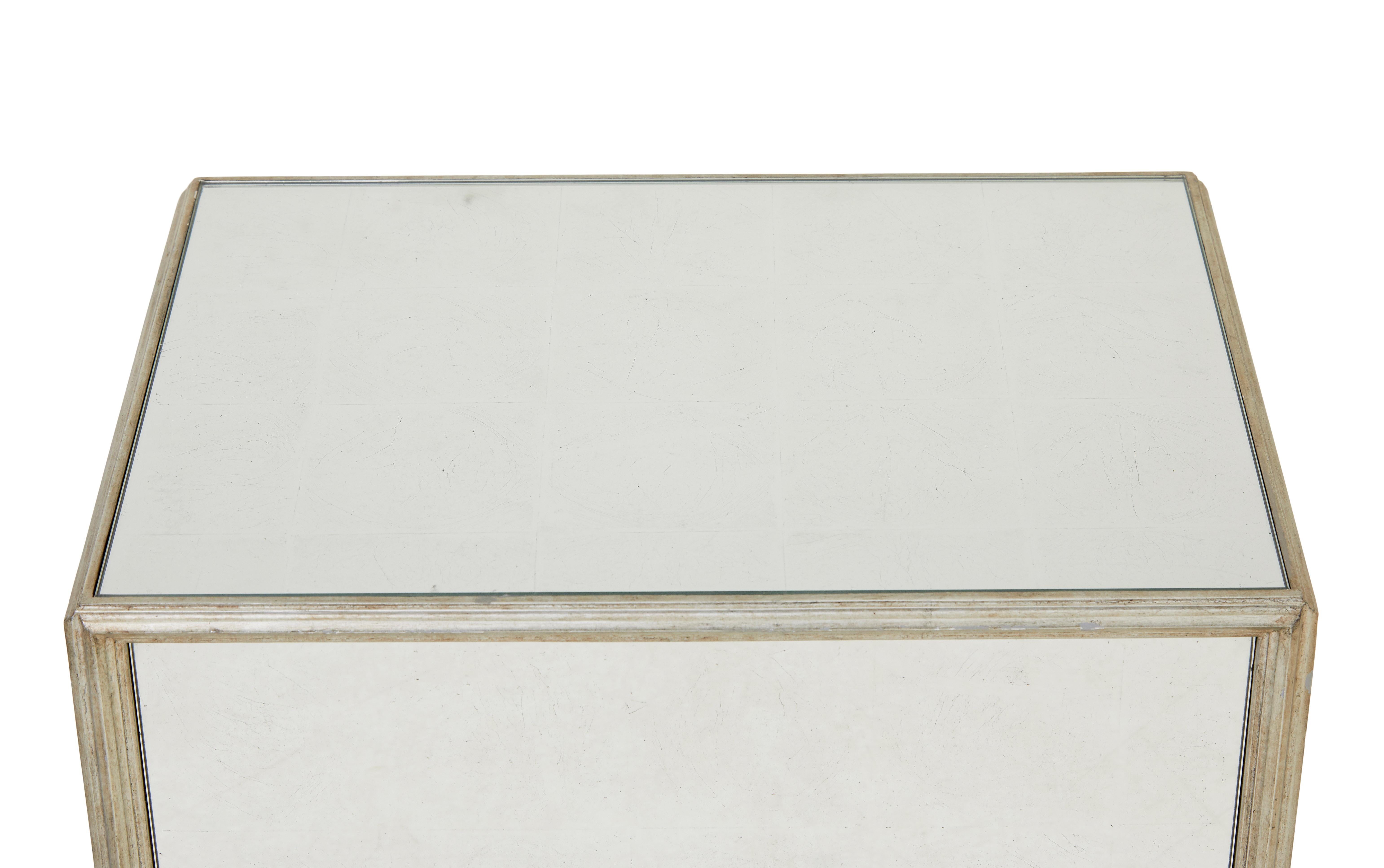 20th Century Nest of 3 mirrored occasional tables For Sale