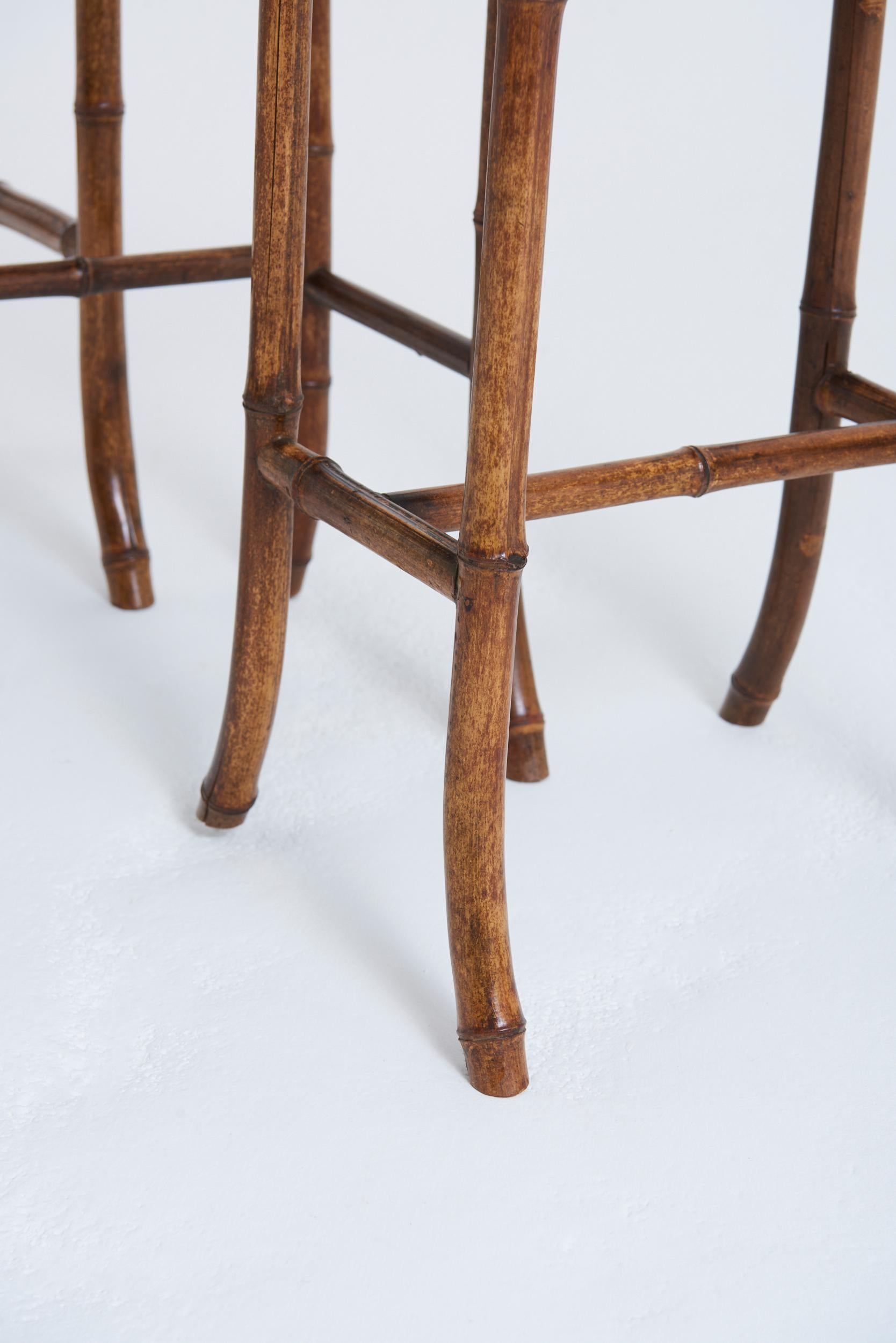 Nest of Japanned Tables by Perret & Vibert 1