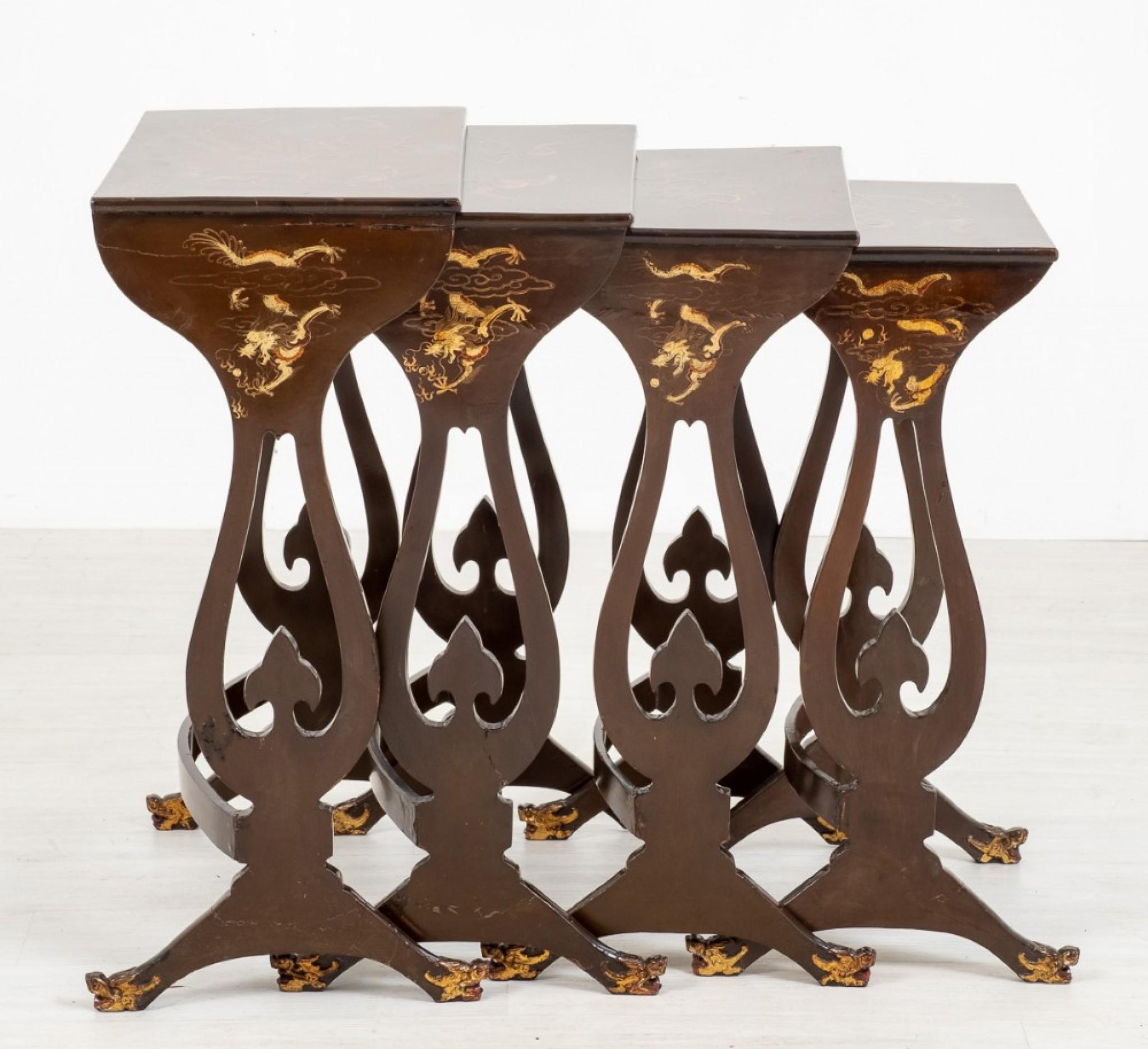 Ein Paar Tische, antiker Chinoiserie-Quaret-Beistelltisch (Sonstiges) im Angebot