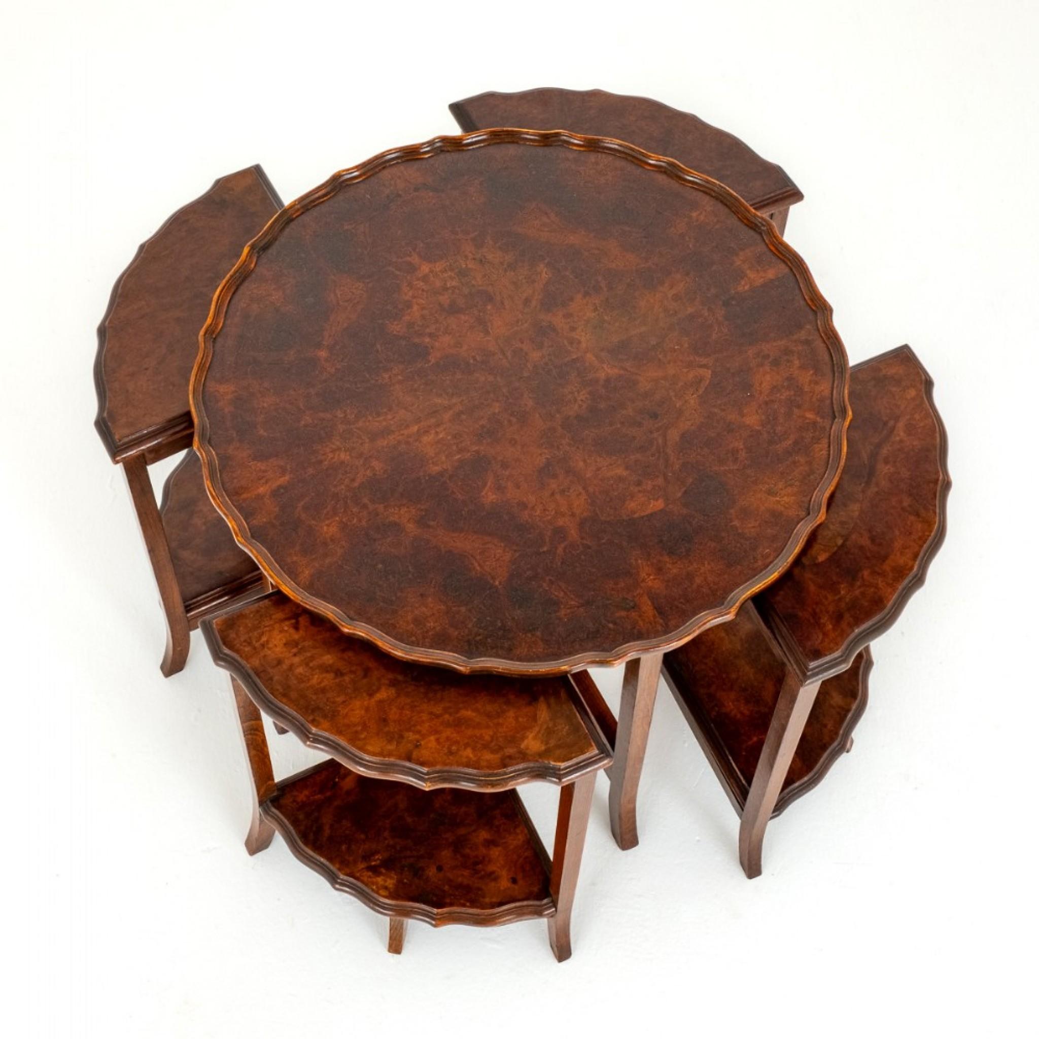 Late 20th Century Nest of Tables Circular Walnut 5 Side Table For Sale