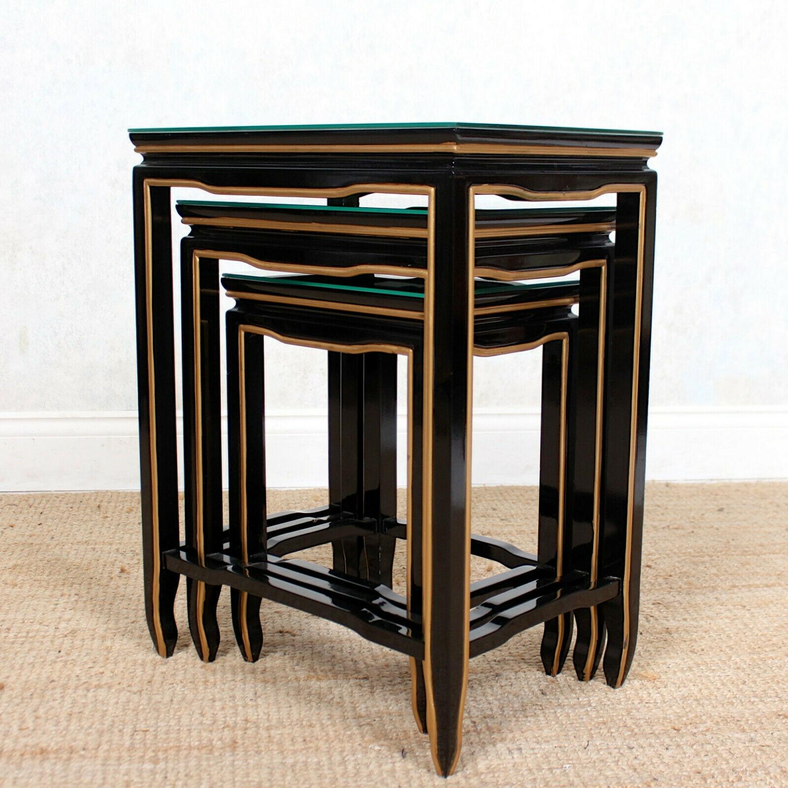 Nest of Tables Japanese Chinoserie Lacquered Ebonised Oriental Asian For Sale 4