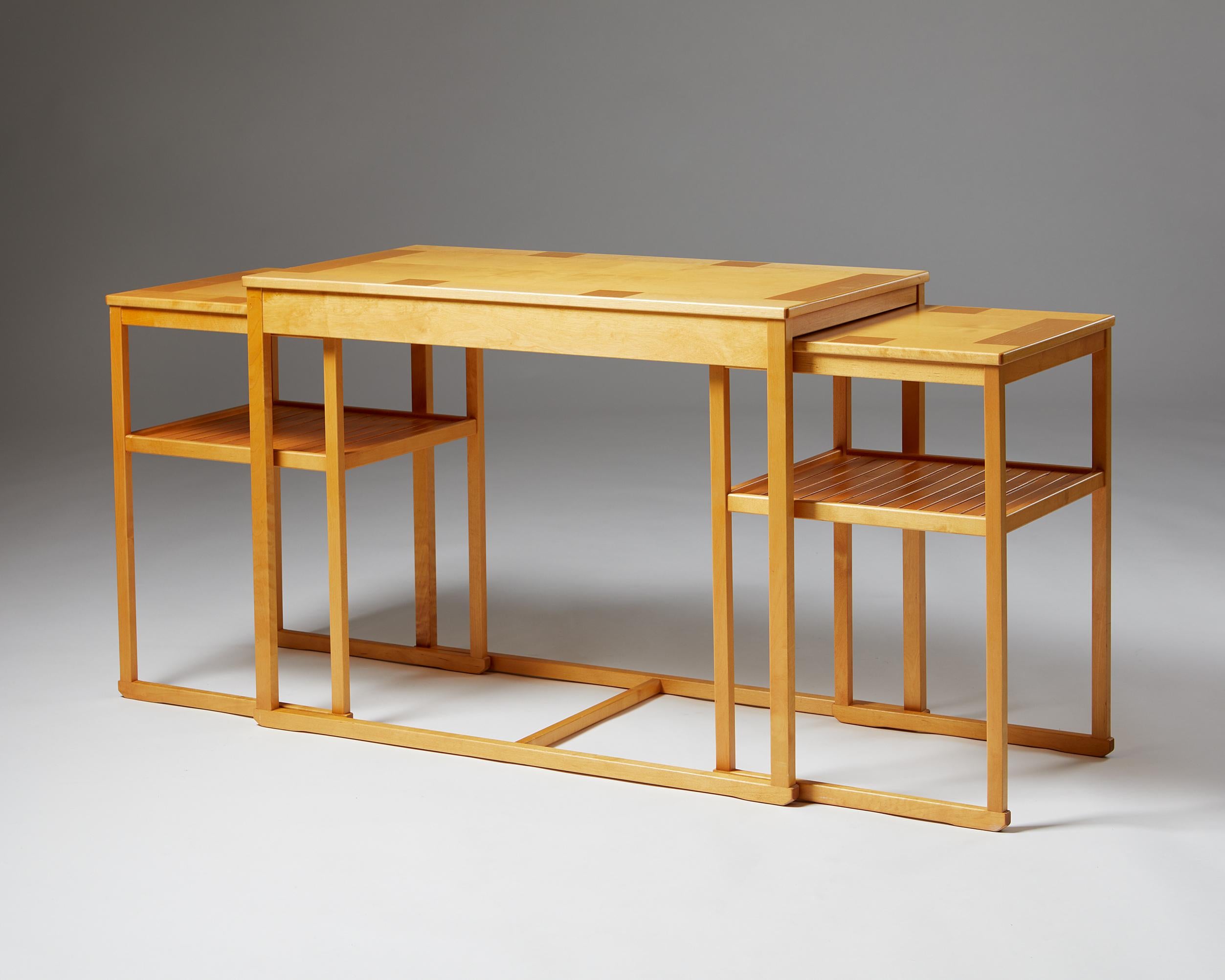 Nest of Tables Slden, entworfen von Carl Malmsten für die Mbelfabrik, Schweden (Moderne der Mitte des Jahrhunderts) im Angebot