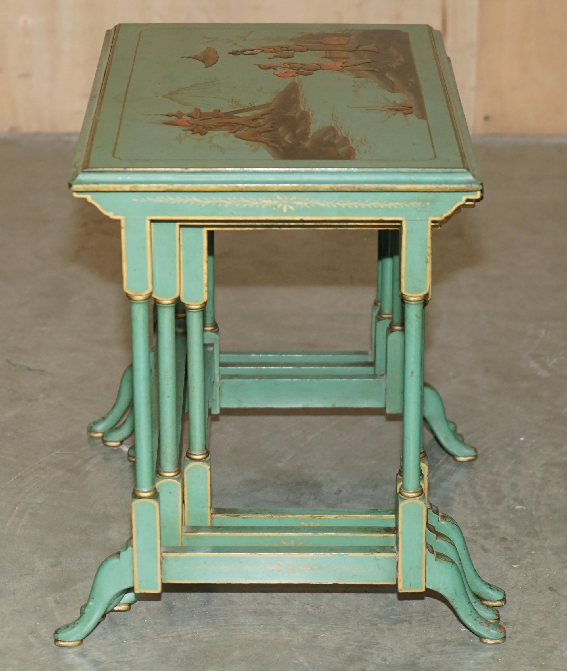 NEST OF THREE ANTIQUE CIRCA 1920 CHINESE CHINOISERIE SiDE TABLES HAND PAINTED For Sale 3