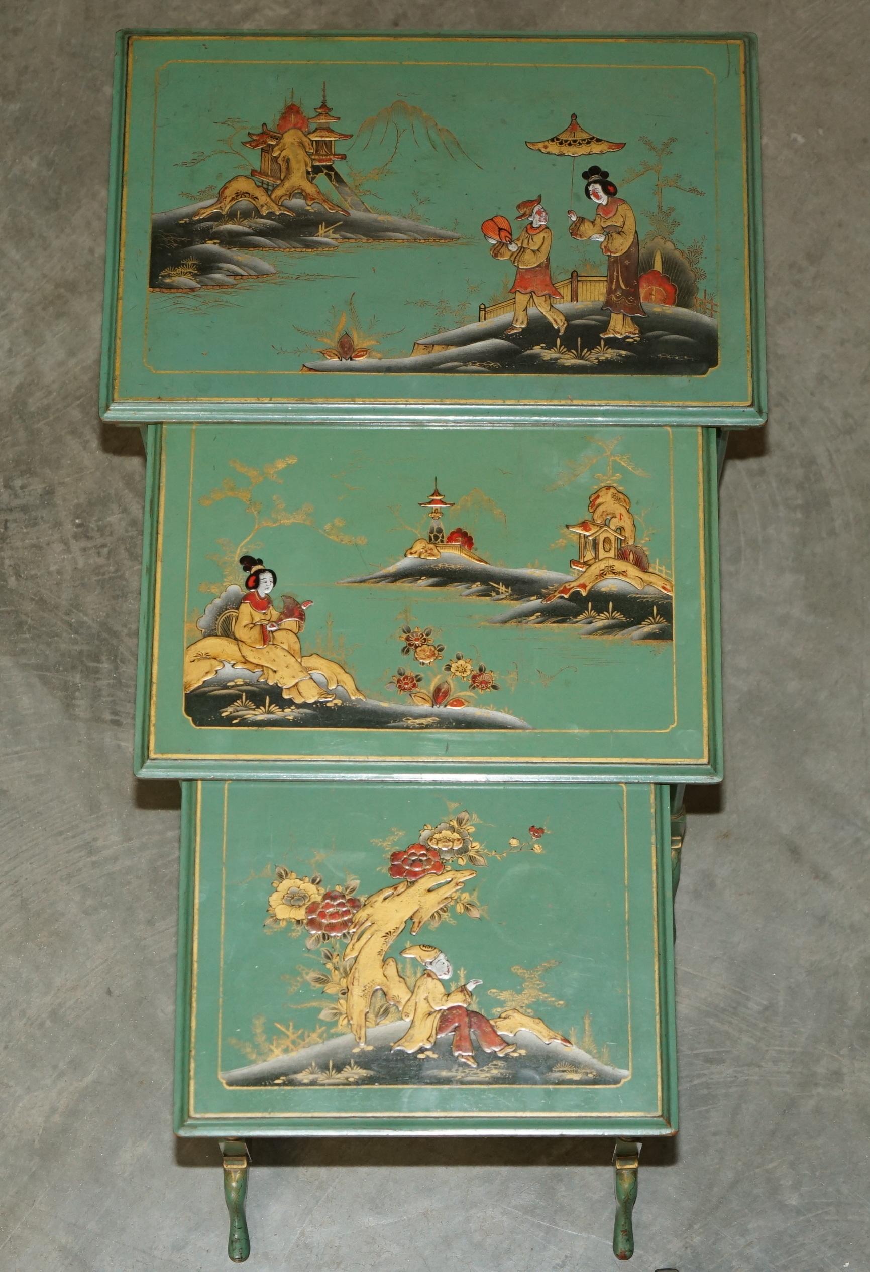 Chinese Export NEST OF THREE ANTIQUE CIRCA 1920 CHINESE CHINOISERIE SiDE TABLES HAND PAINTED For Sale