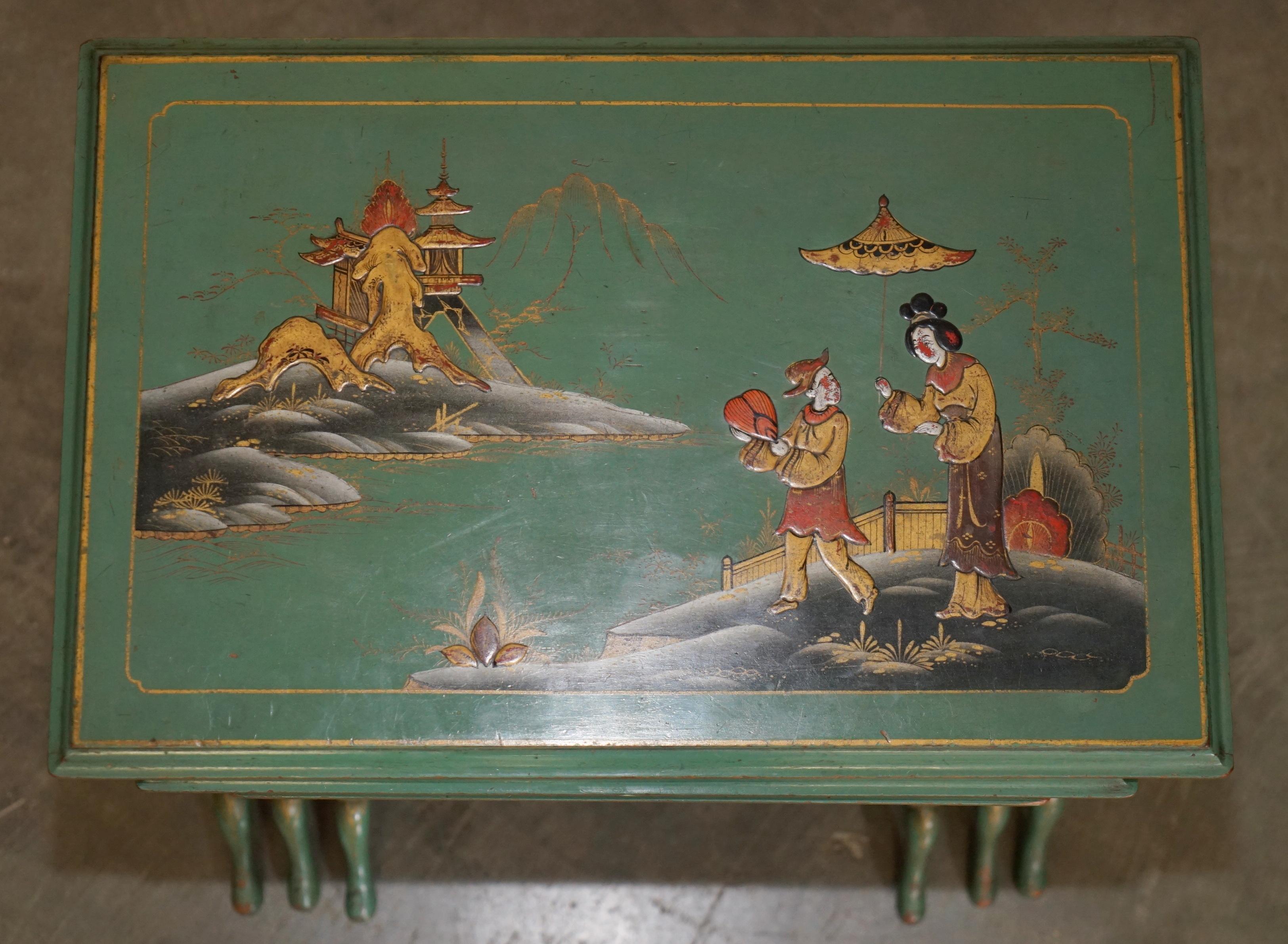 Wood NEST OF THREE ANTIQUE CIRCA 1920 CHINESE CHINOISERIE SiDE TABLES HAND PAINTED For Sale