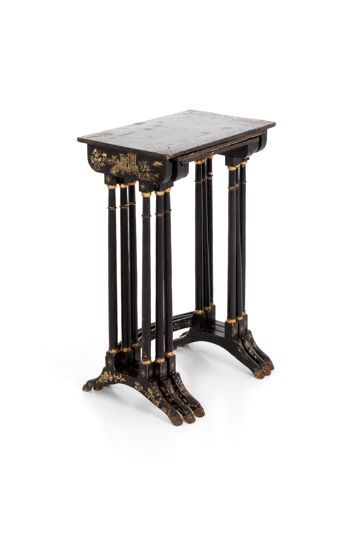 Japanned Nest of Three Regency Chinoiserie Gilt And Black Lacquer Tables, circa 1815 For Sale