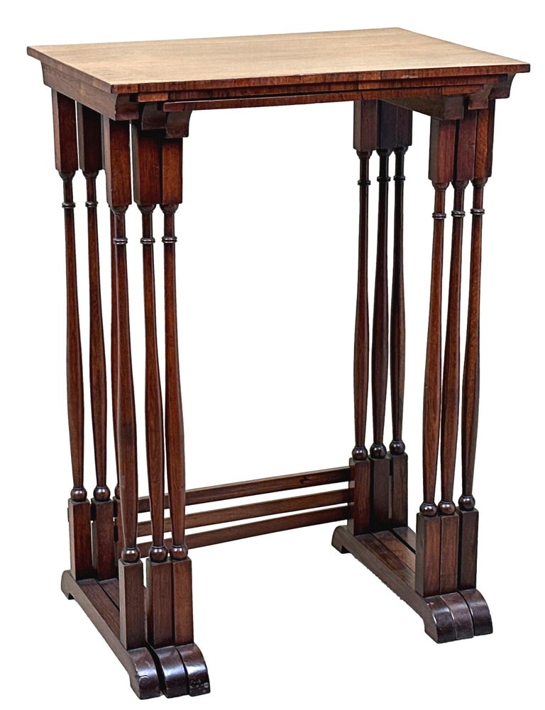 Nest of Three Regency Rosewood Coffee Tables In Good Condition For Sale In Bedfordshire, GB