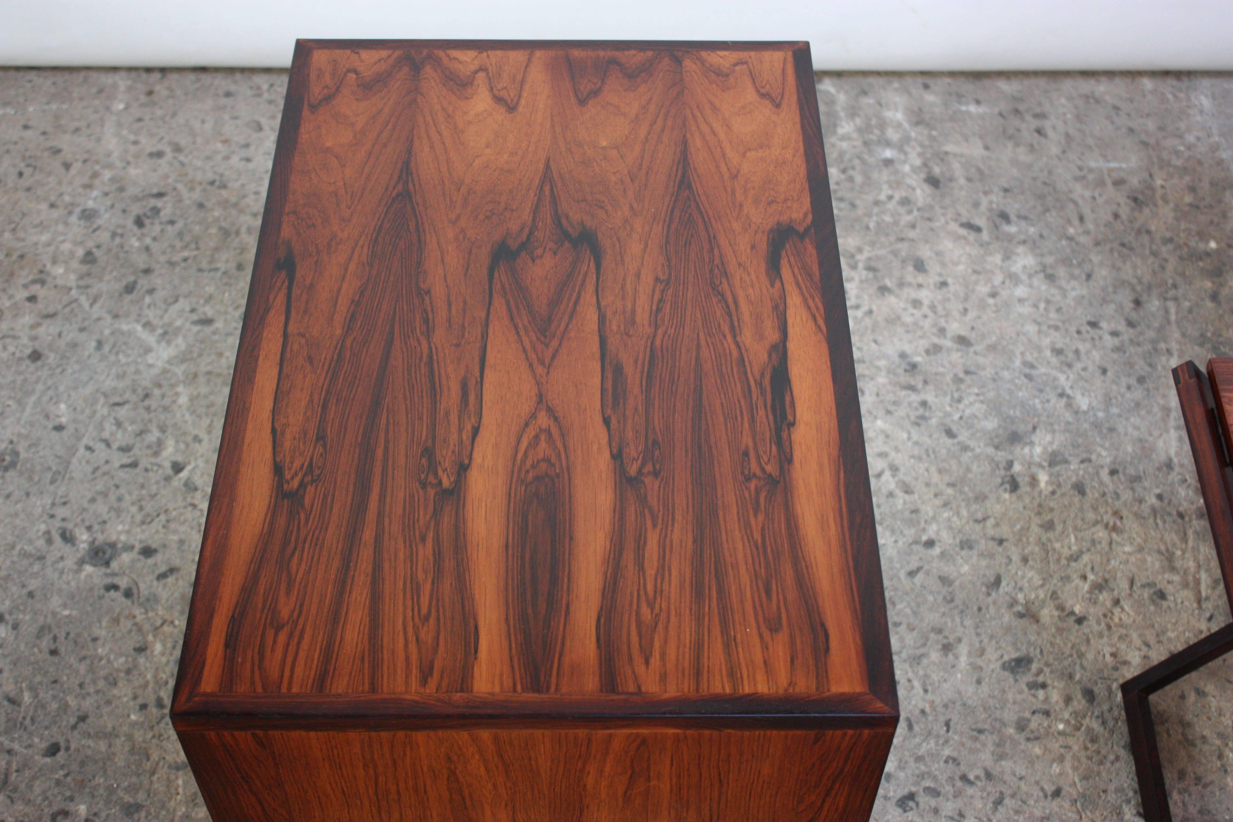 Nest of Three Rosewood Folding Tables by Illum Wikkelsø In Excellent Condition In Brooklyn, NY